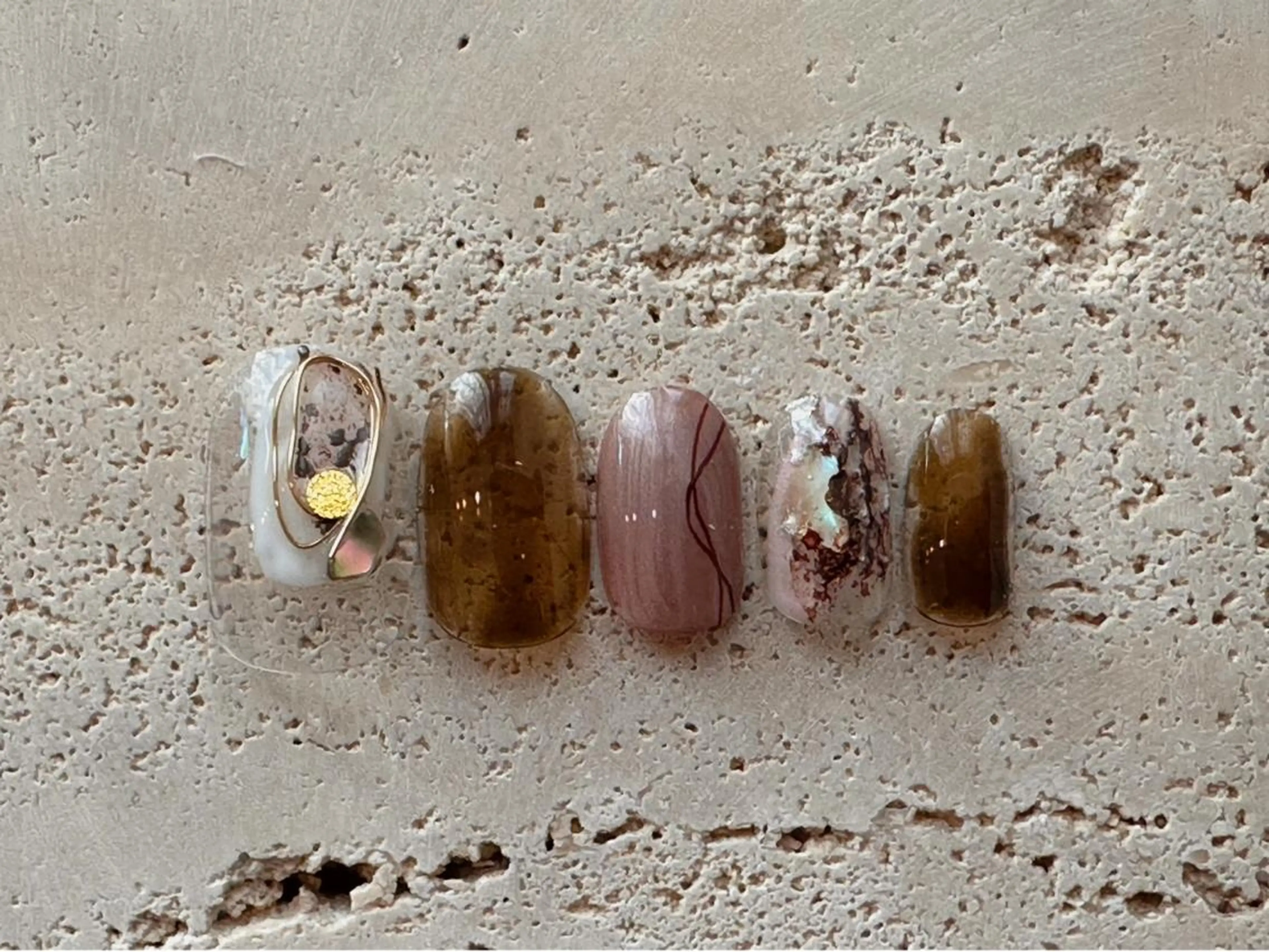 ネイル ブラウン ニュアンスネイル ハンドネイル Nail Katoのネイルデザイン