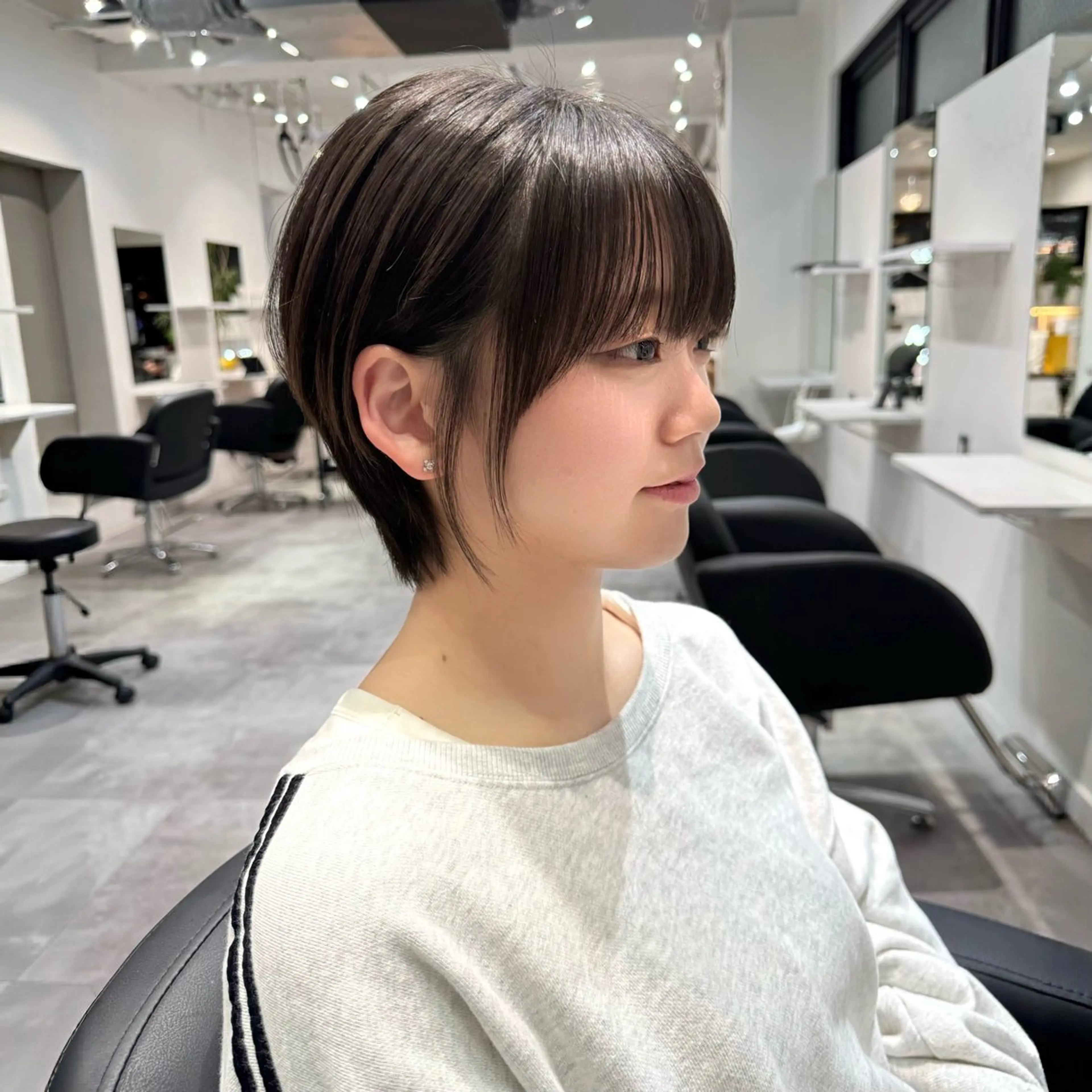 ショート カラー カット ヘアカラー トリートメント D.I.E.V.A 錦糸町 艶髪/美髪質改善＆トリートメント 【ディーバ】所属・🎀レイヤー×透明感 ×髪質改善🎀米田のヘアスタイル