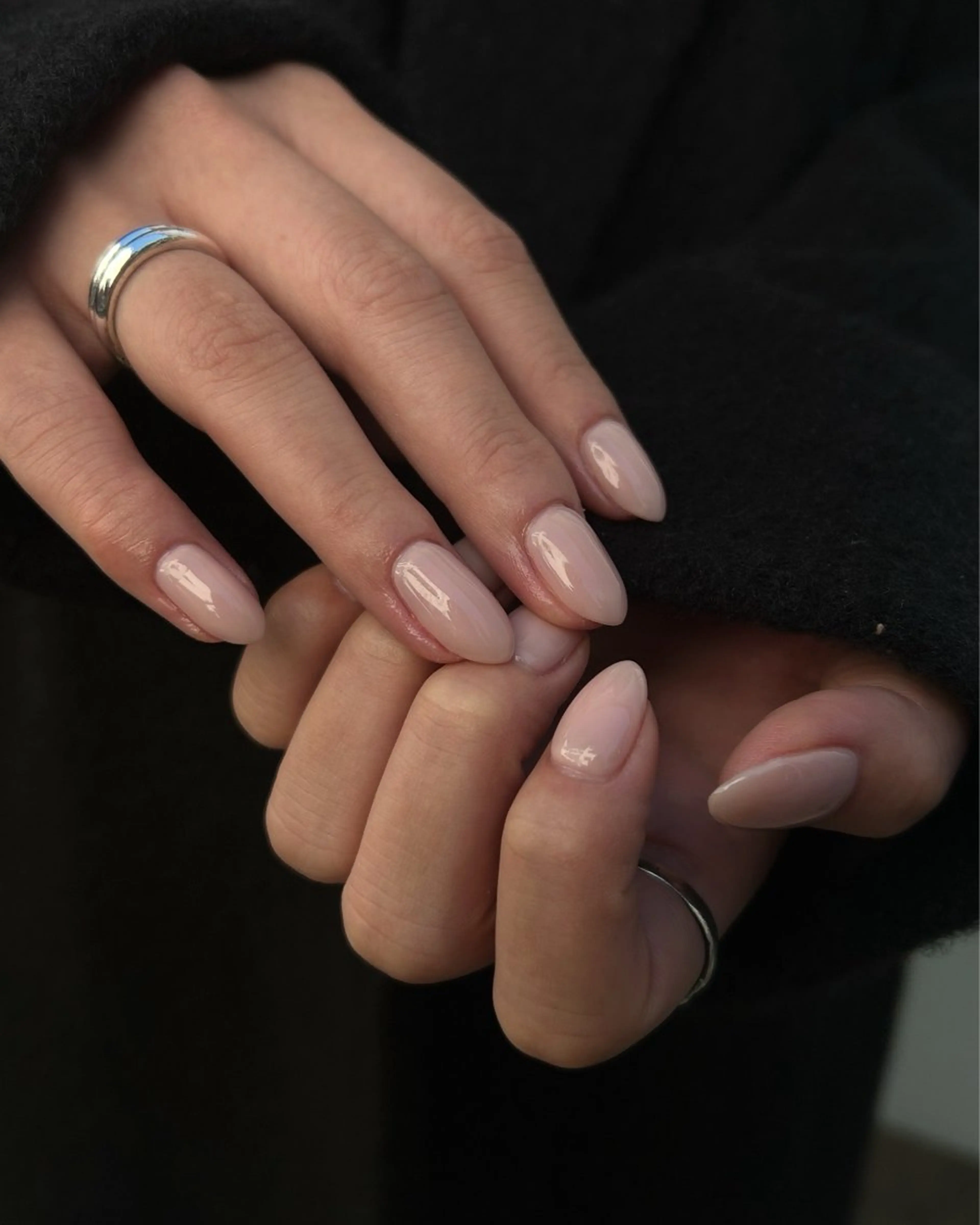 ネイル オフィスネイル ワンカラーネイル ピンク ピンクベージュ シンプルネイル Yumi 広尾|恵比寿ネイルのネイルデザイン