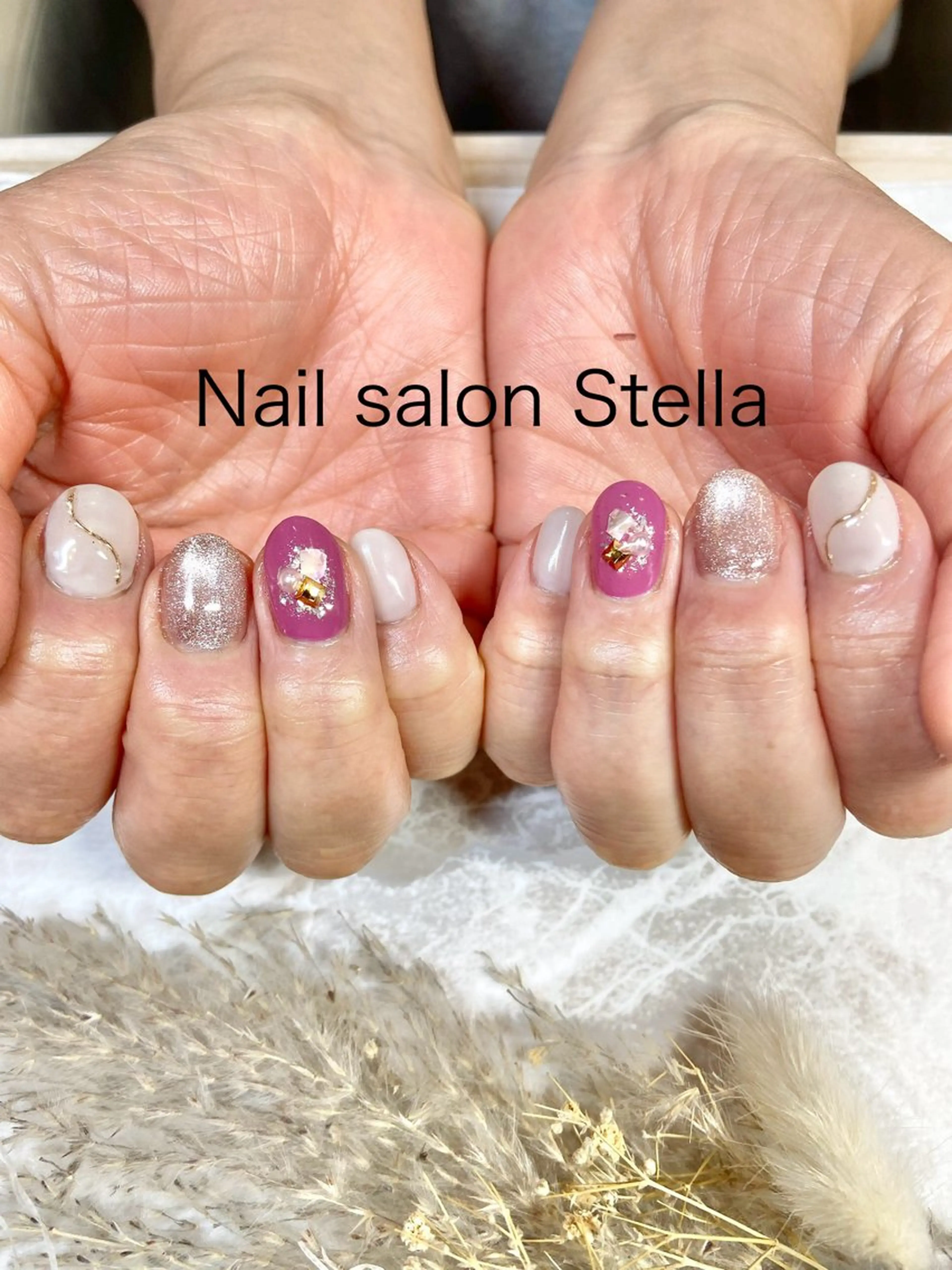 ネイル マグネットネイル ニュアンスネイル ぷっくりネイル ハンドネイル ネイルサロン ステラのネイルデザイン