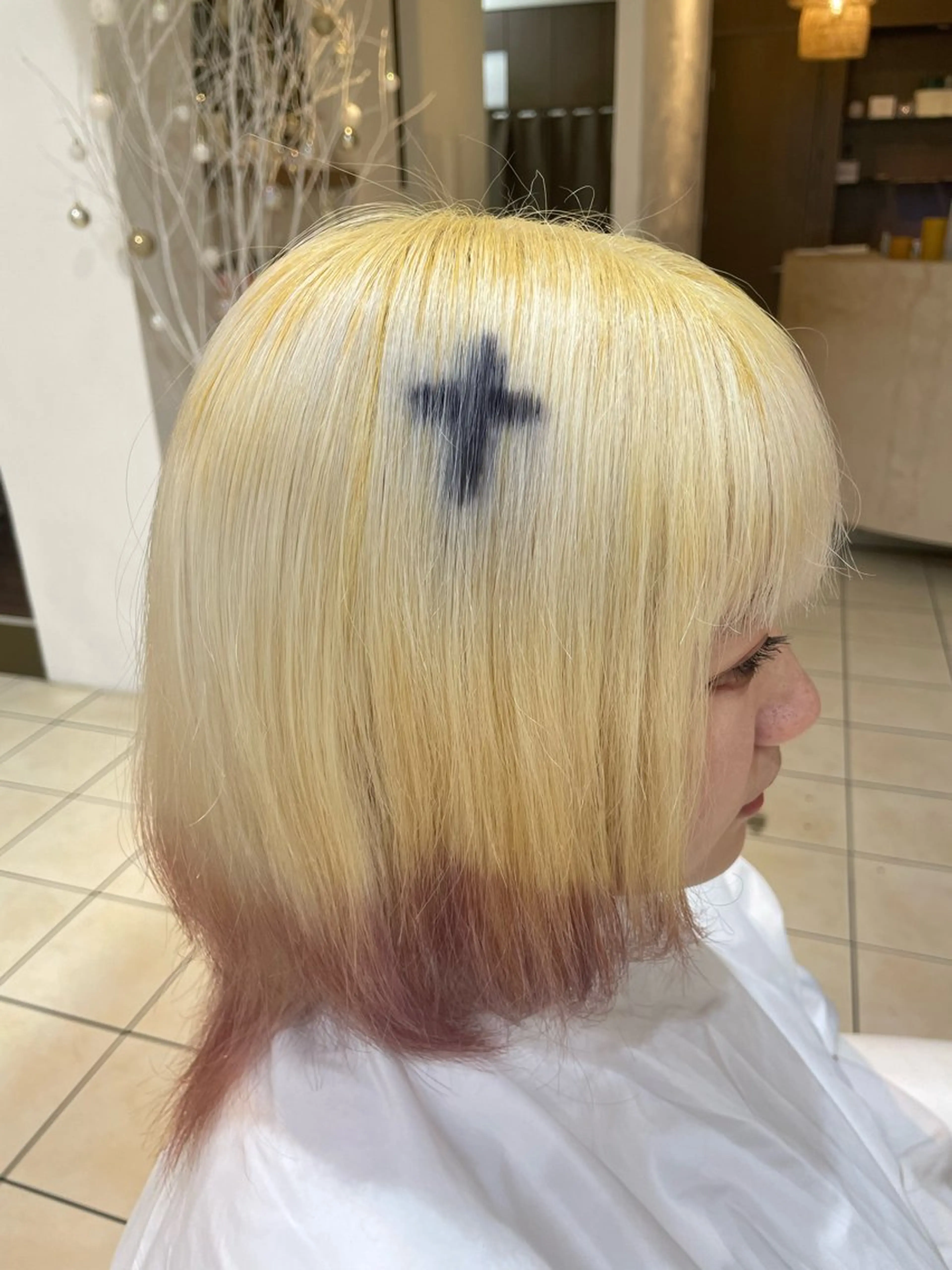 ミディアム カット ヘアカラー 吉川 うららのヘアスタイル