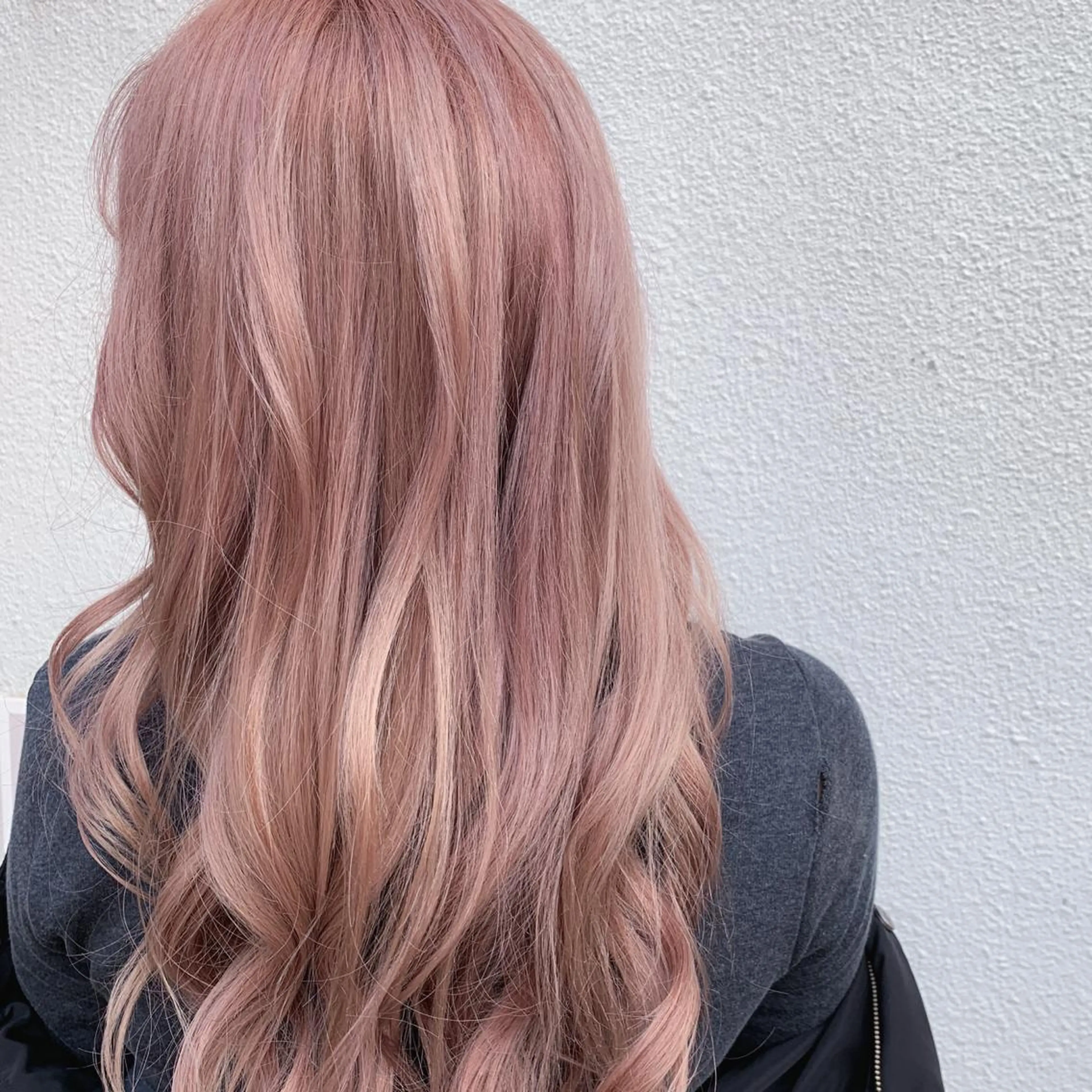 セミロング カラー アディクシーカラー アクアカラー アッシュ バレイヤージュ ベージュカラー カット ヘアカラー トリートメント Lome'所属・✨ブリーチマスター✨ オクヤマヨウスケのヘアスタイル