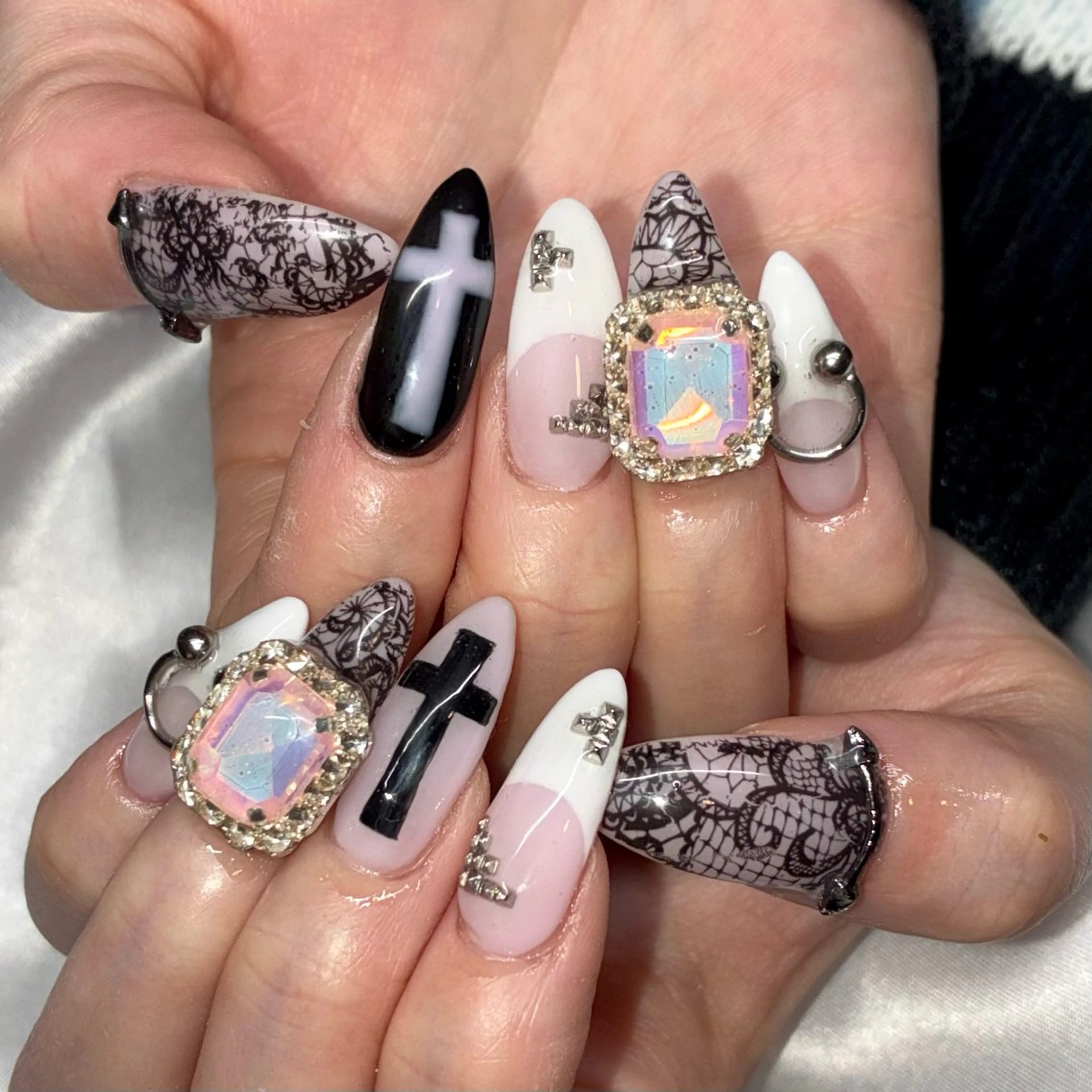 ネイル レース ハンドネイル Nail ヌシん家 AKANEのネイルデザイン