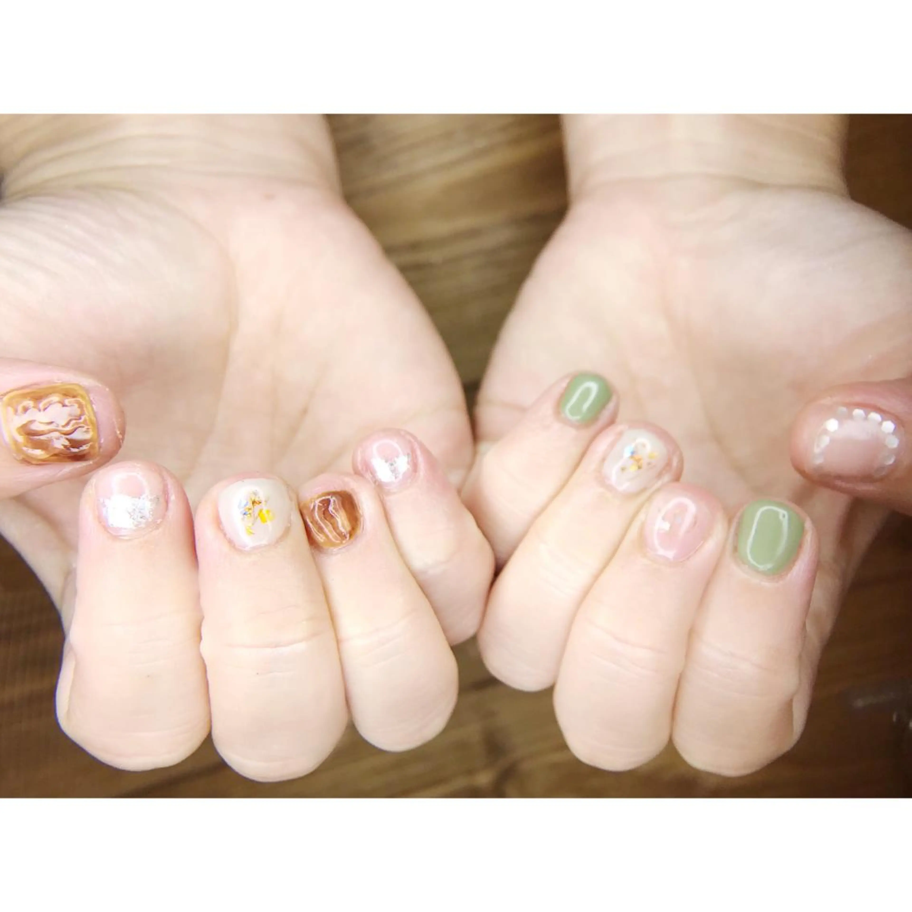 ネイル ハンドネイル フットネイル rebon＊ natsukiのネイルデザイン