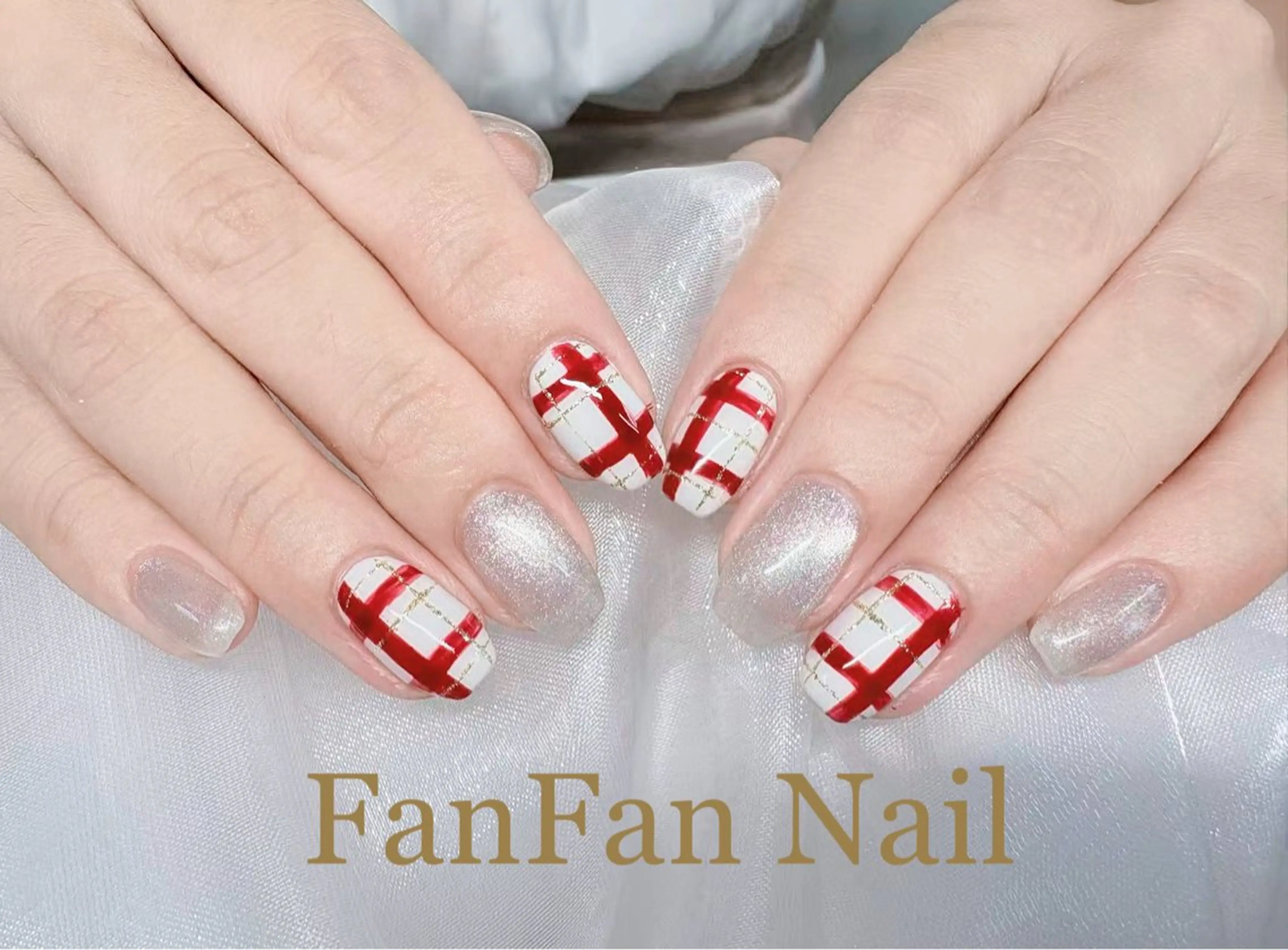 ネイル アートネイル オーロラネイル ガーリー キラキラネイル 韓国ネイル ハンドネイル KaKa FanFanNailのネイルデザイン