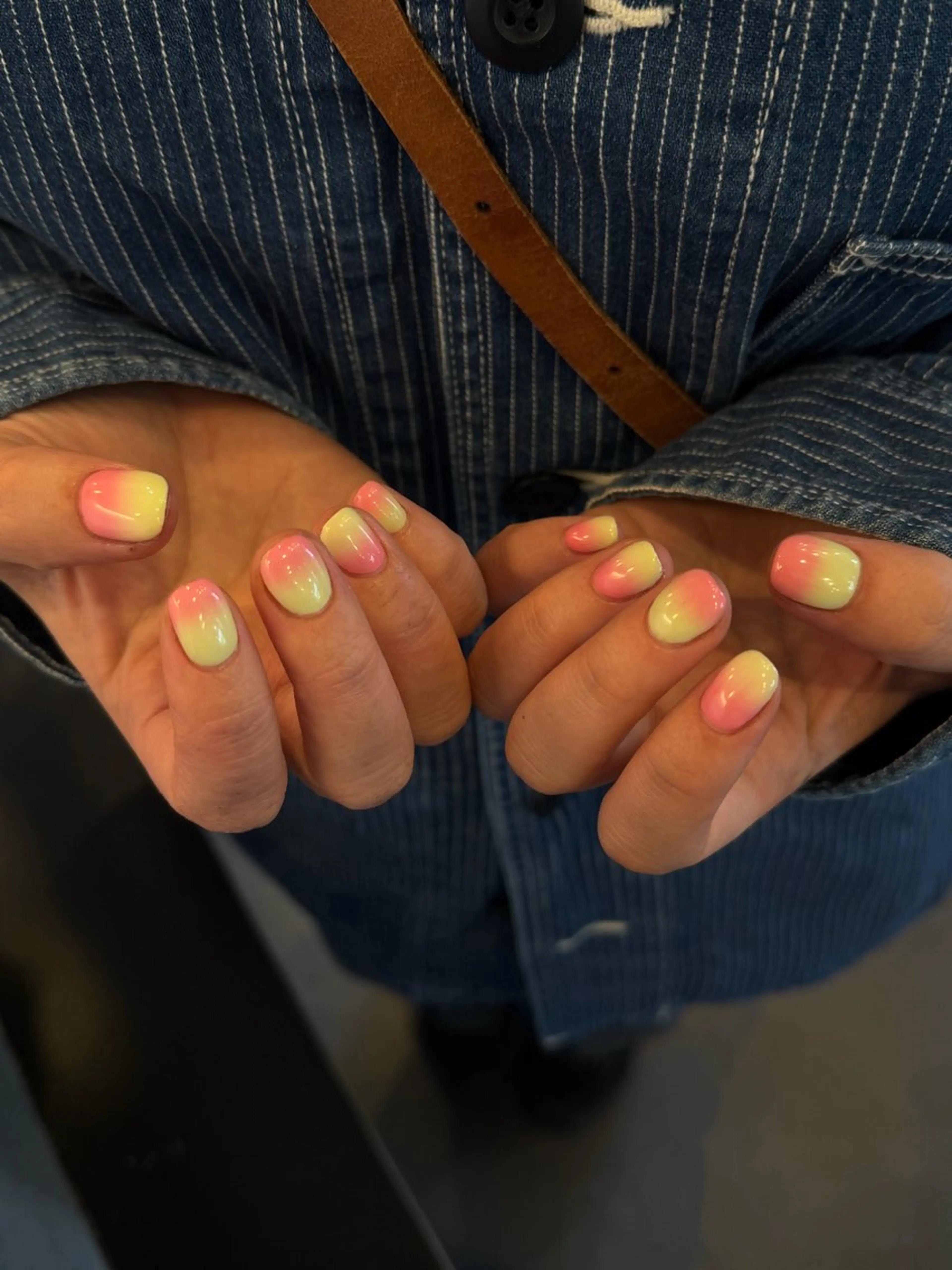 ネイル グラデーション 小林 菜実のネイルデザイン