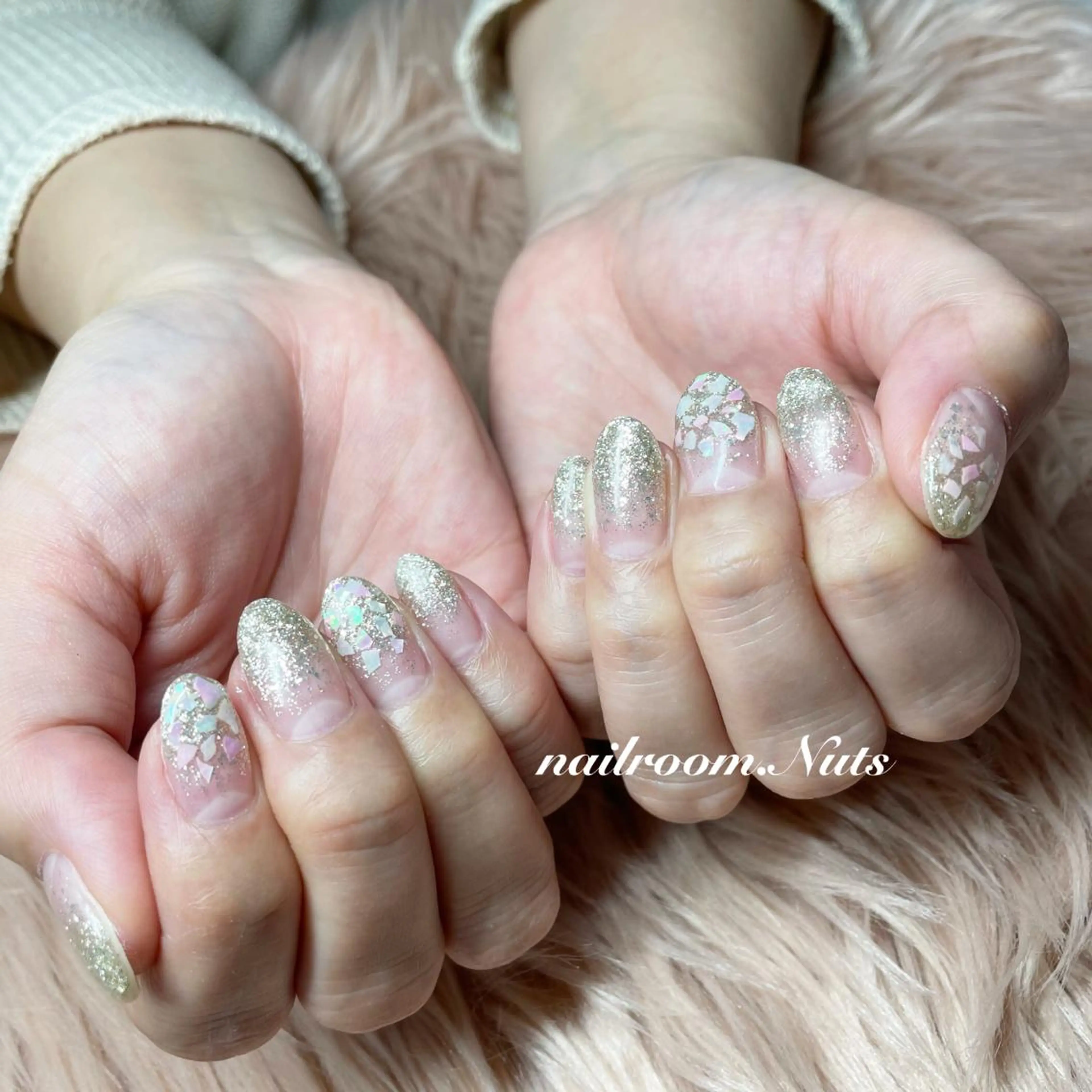 ネイル ハンドネイル nailsalon Nutsのネイルデザイン