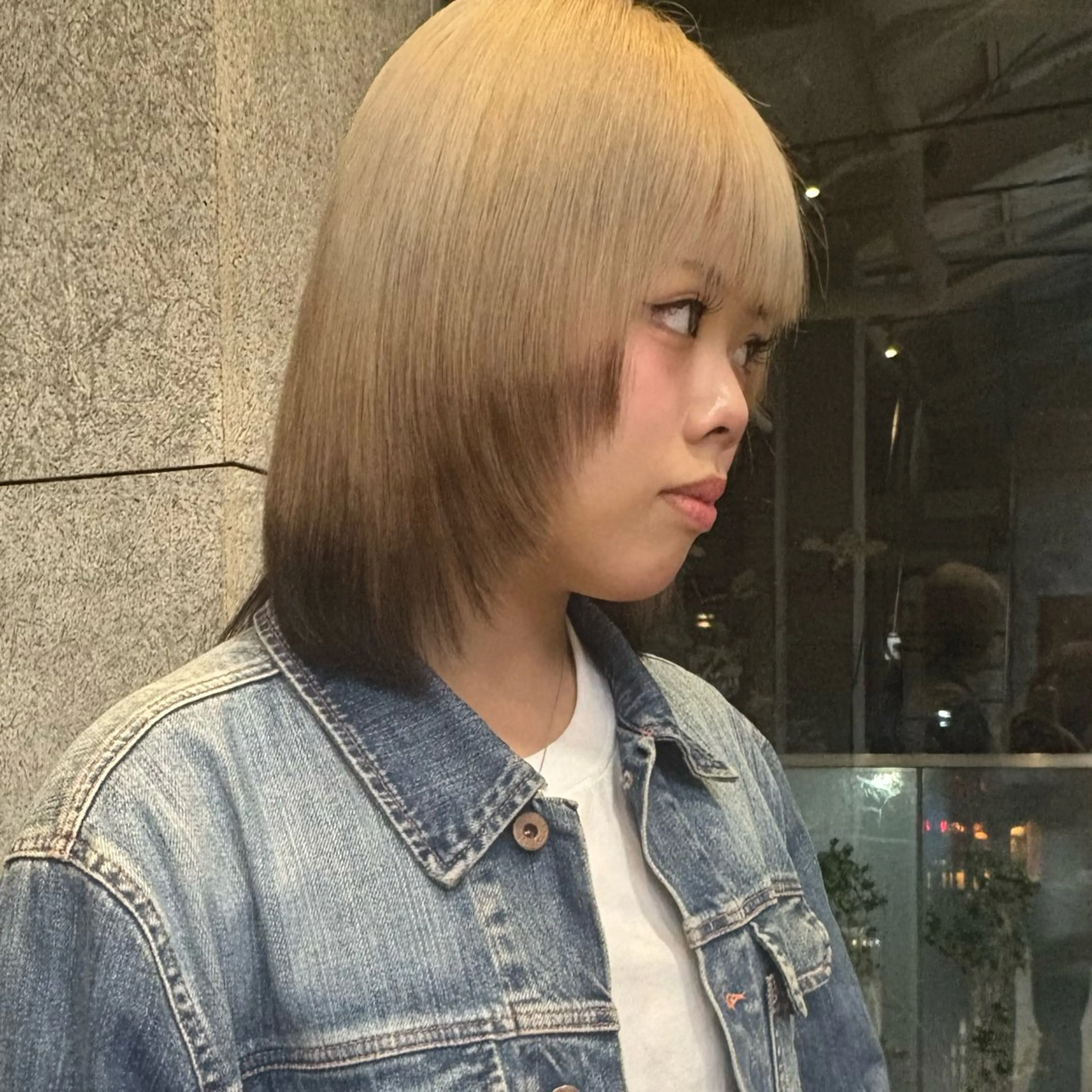 ショート カラー ベージュカラー ホワイトベージュ ブリーチカラー特化 🌱/渡邉日向のヘアスタイル