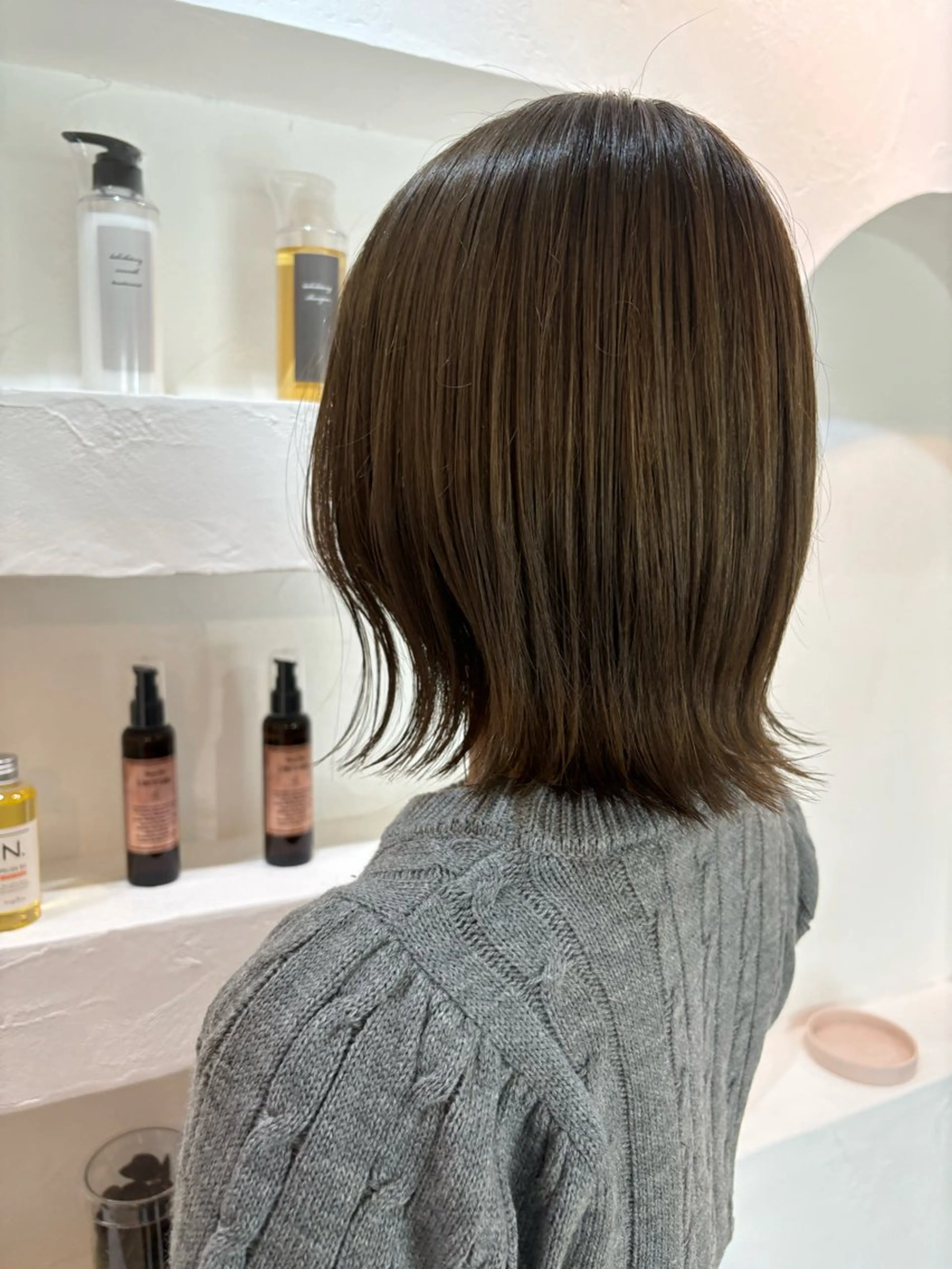 ミディアム 顔周りの似合わせ特化 井手麻梨栄のヘアスタイル