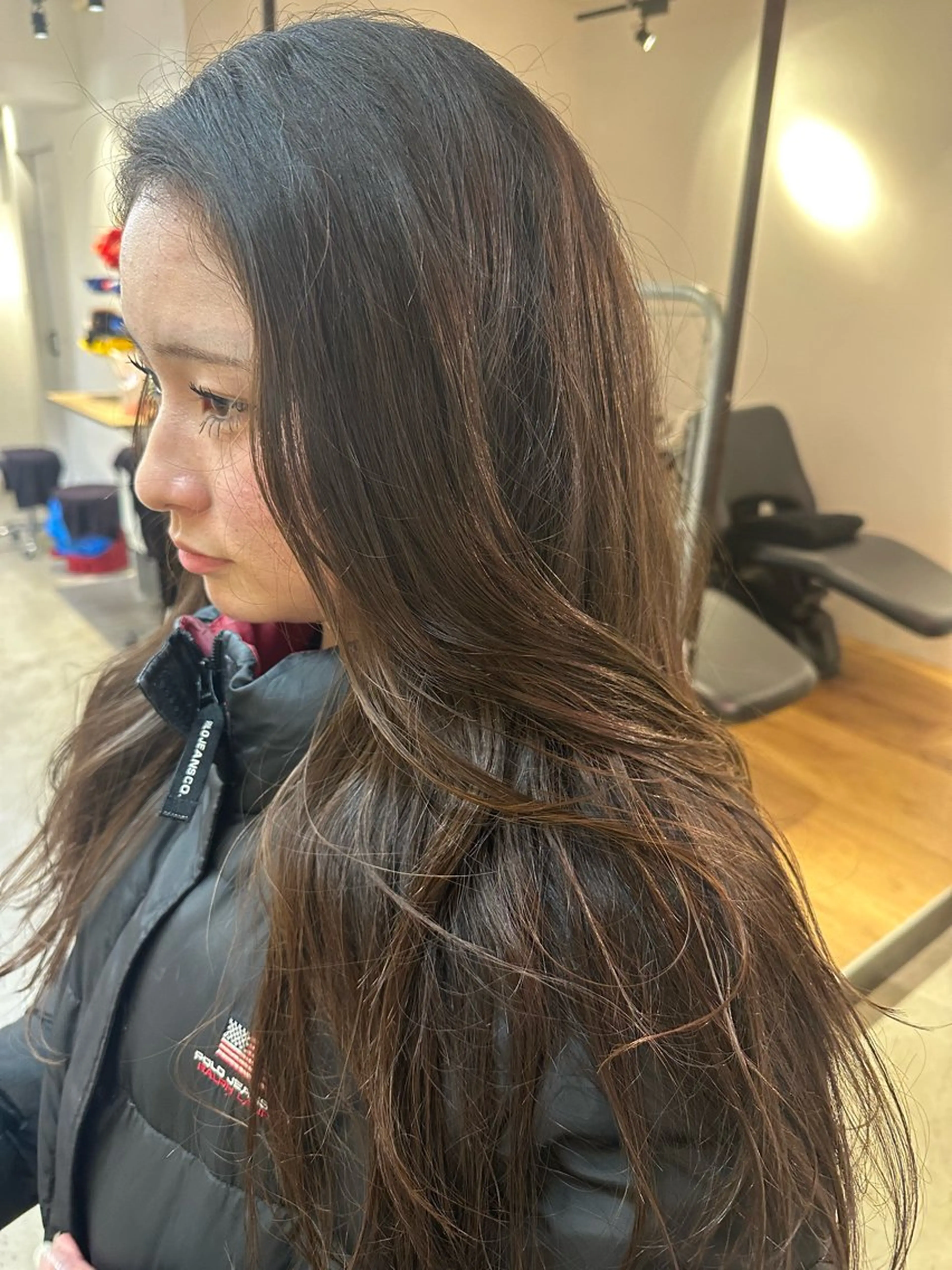 ロング VOICE所属・MIRI MIRIのヘアスタイル