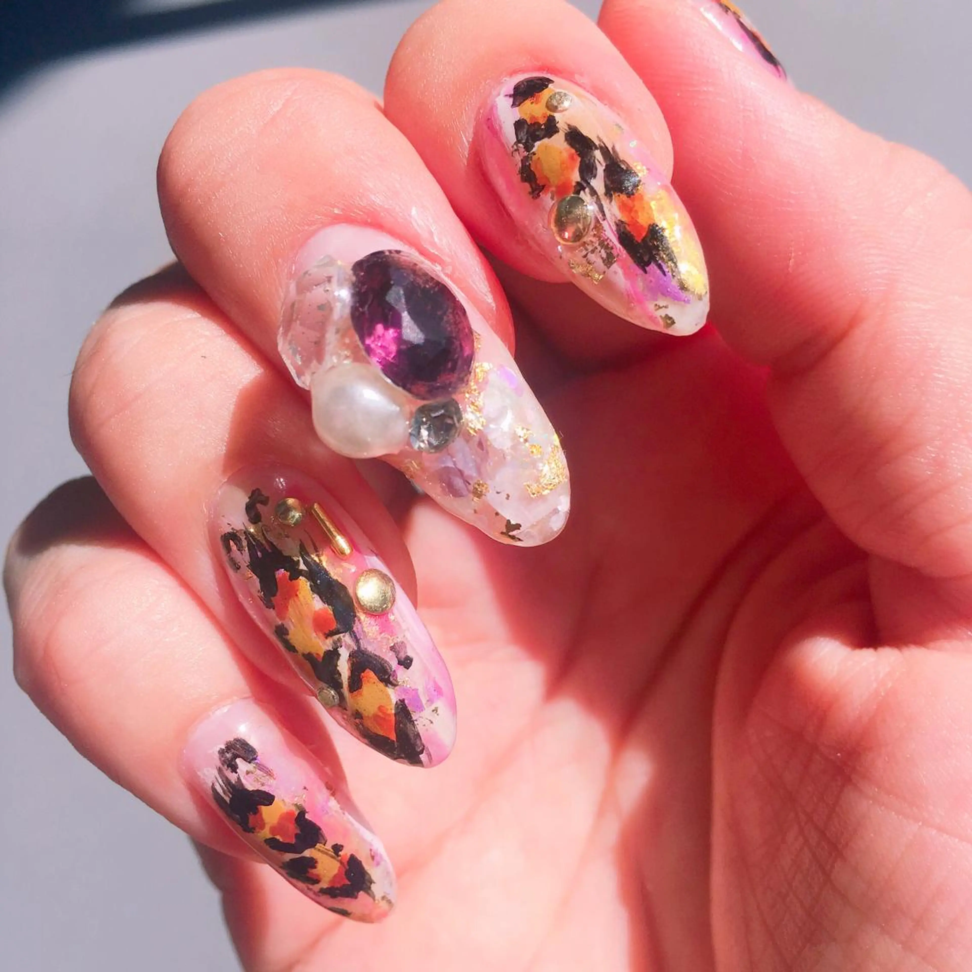 ネイル nail salon Emi la beaute 心斎橋店所属・坪野 めぐみのネイルデザイン