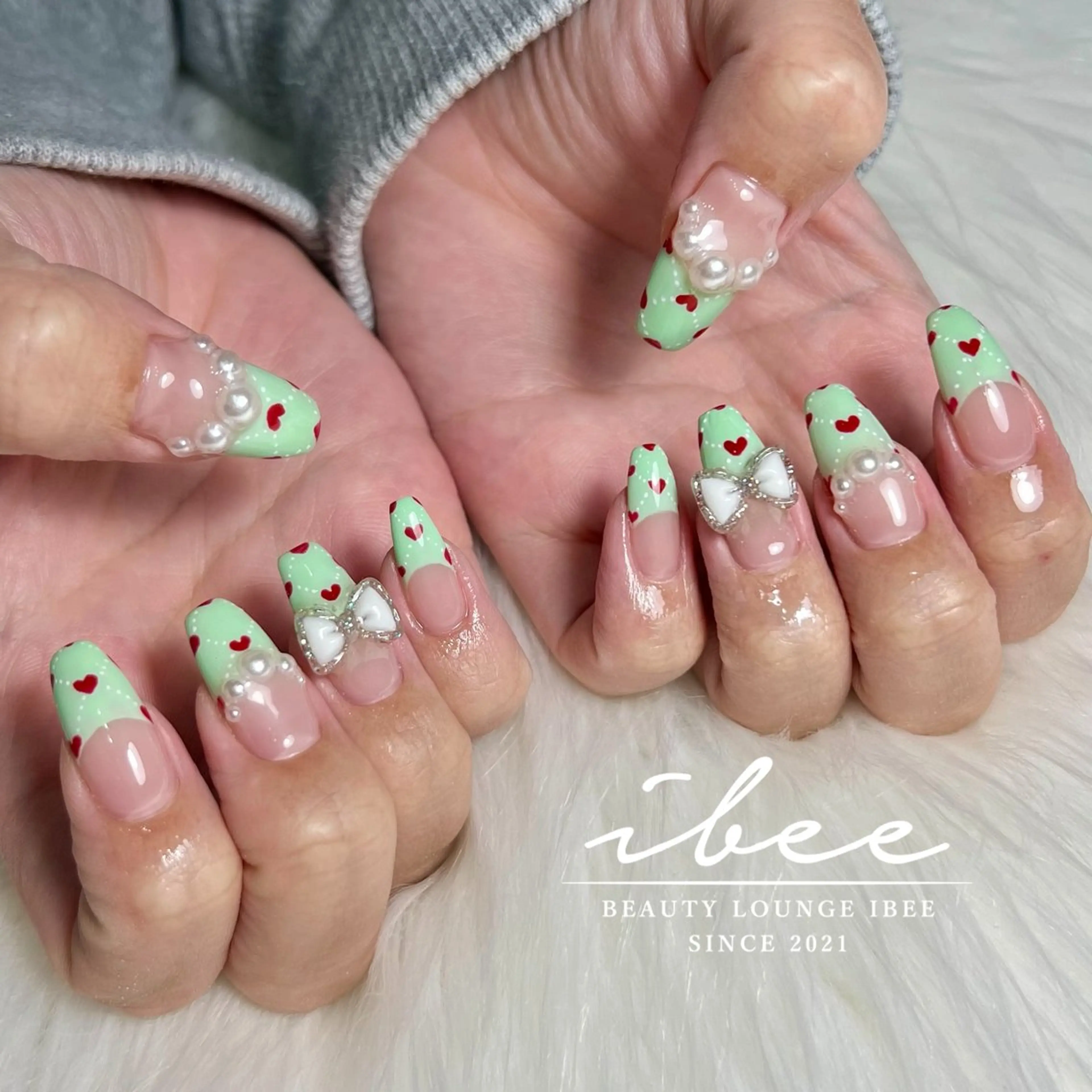 ネイル ibee nail 🤍yumiのネイルデザイン
