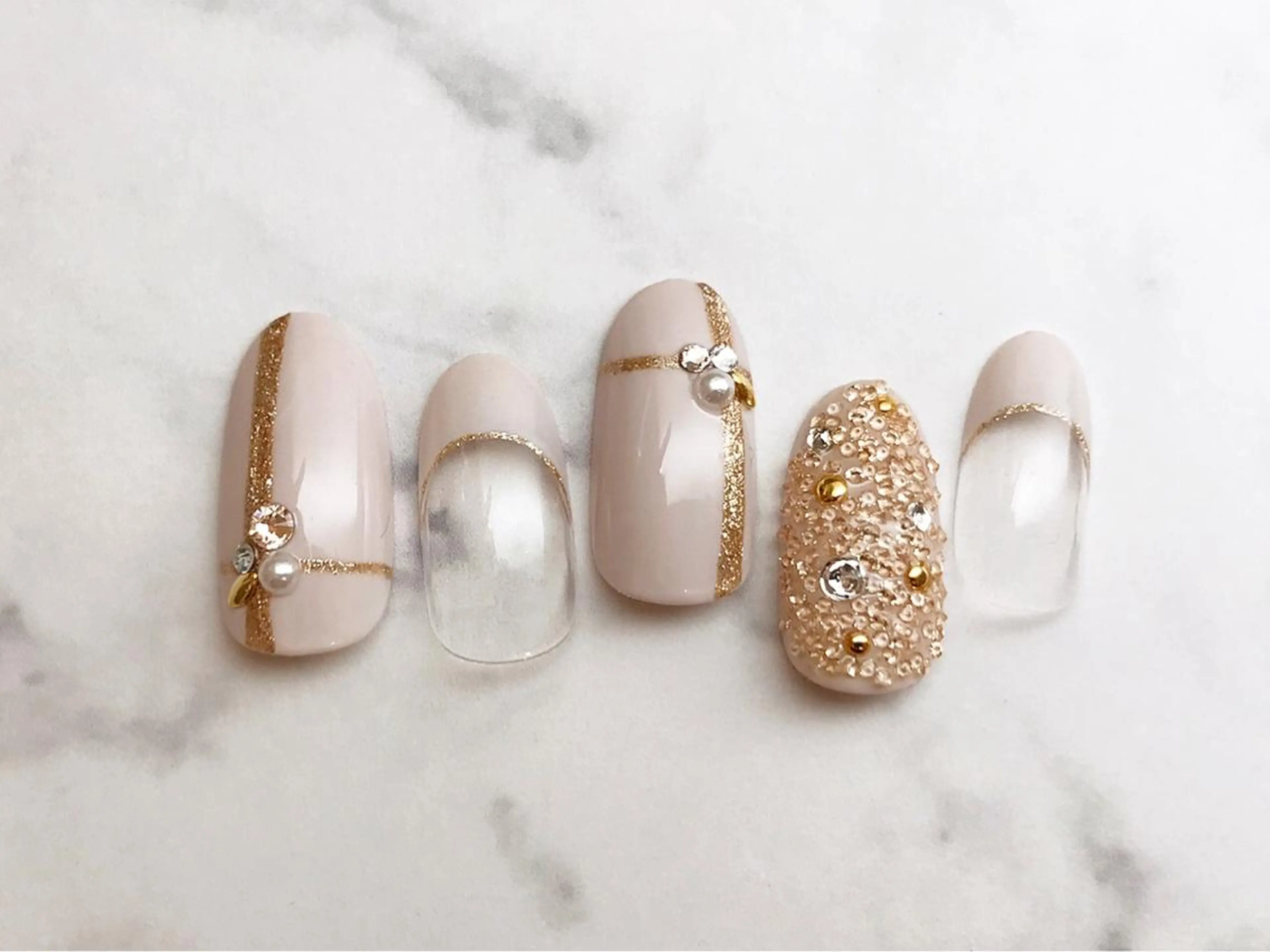 ネイル リセ有楽町店 ネイリストのネイルデザイン