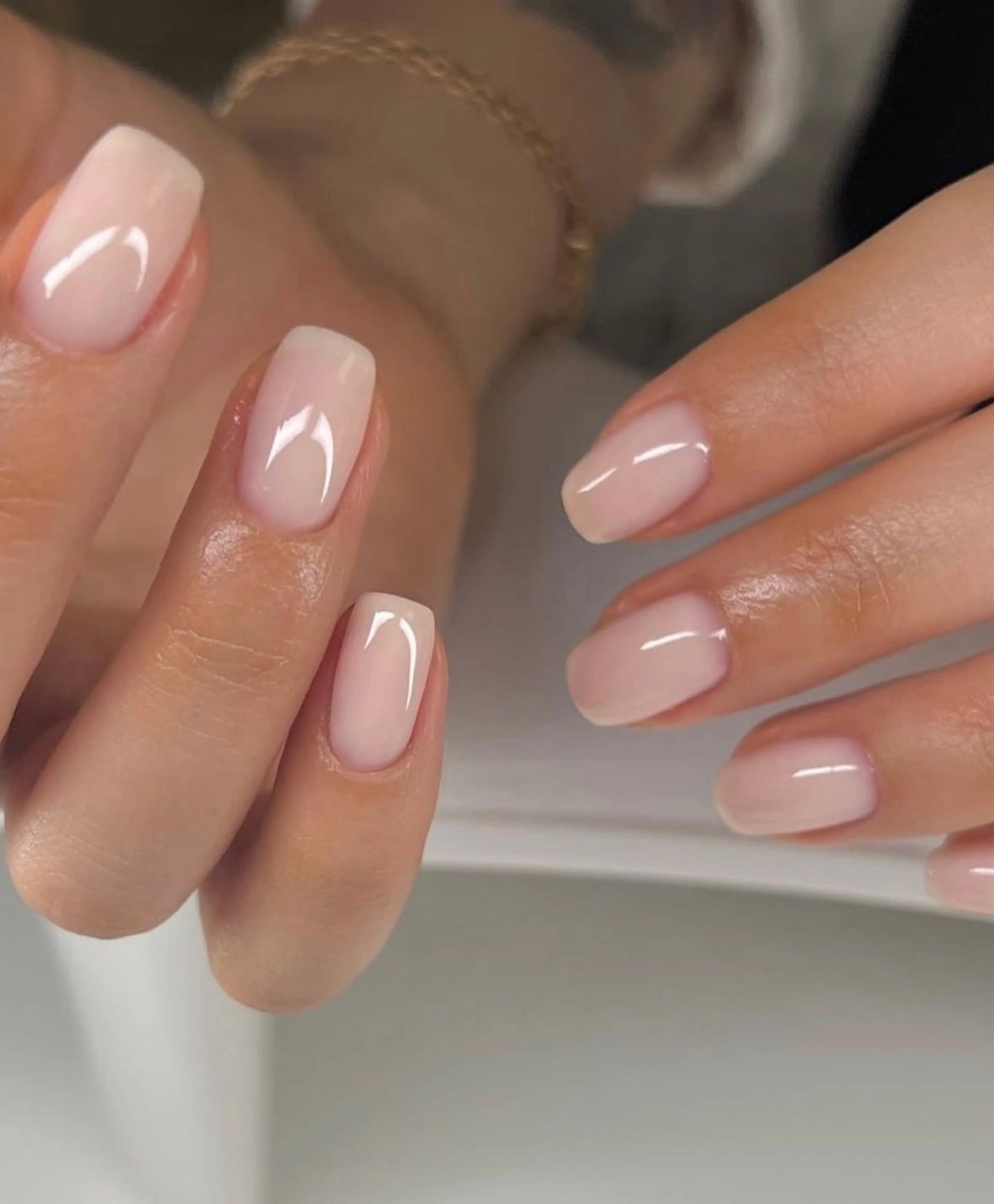 ネイル アートネイル オーロラネイル ブルー クリアネイル ジェルネイル 綾瀬 はるのネイルデザイン