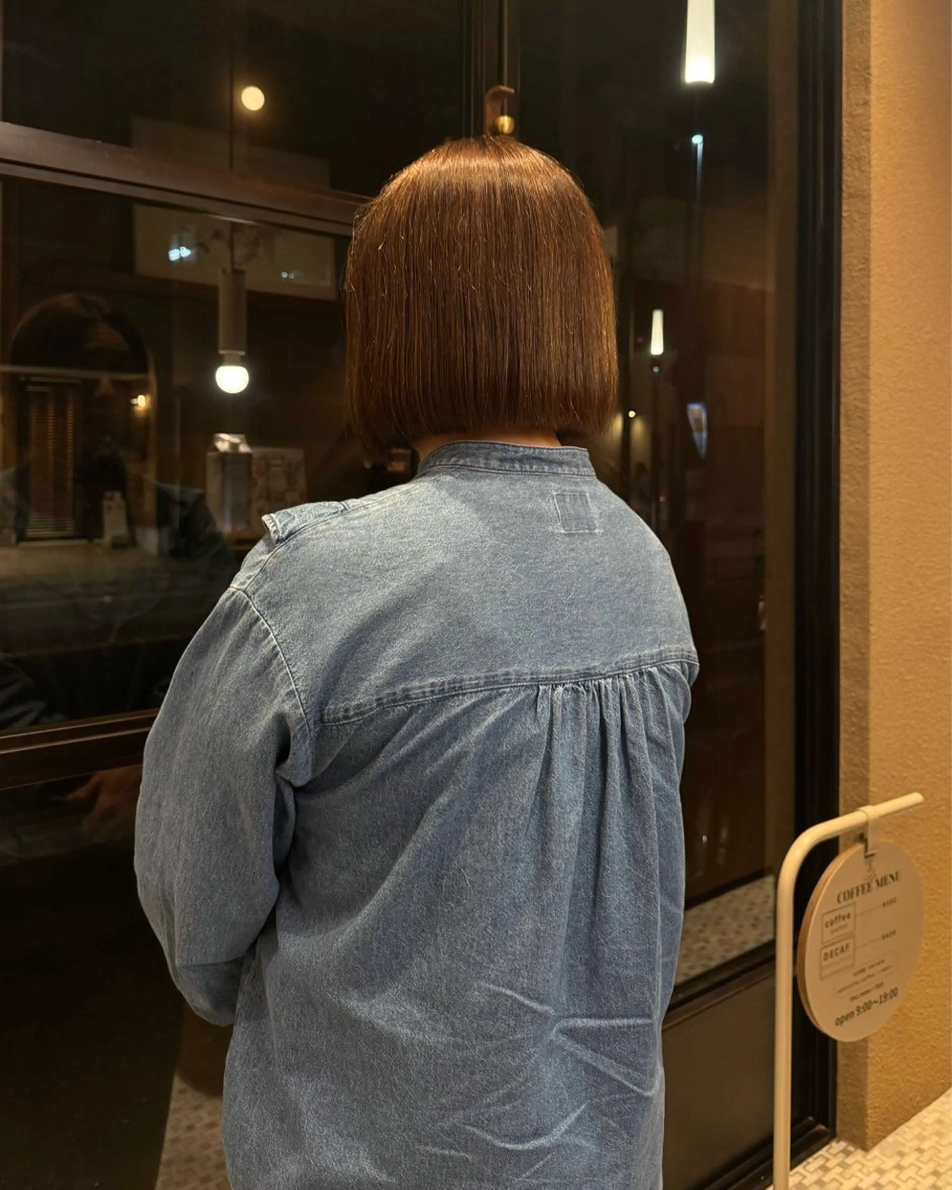 ショート カラー hina 🛋️ブリーチカラーのヘアスタイル