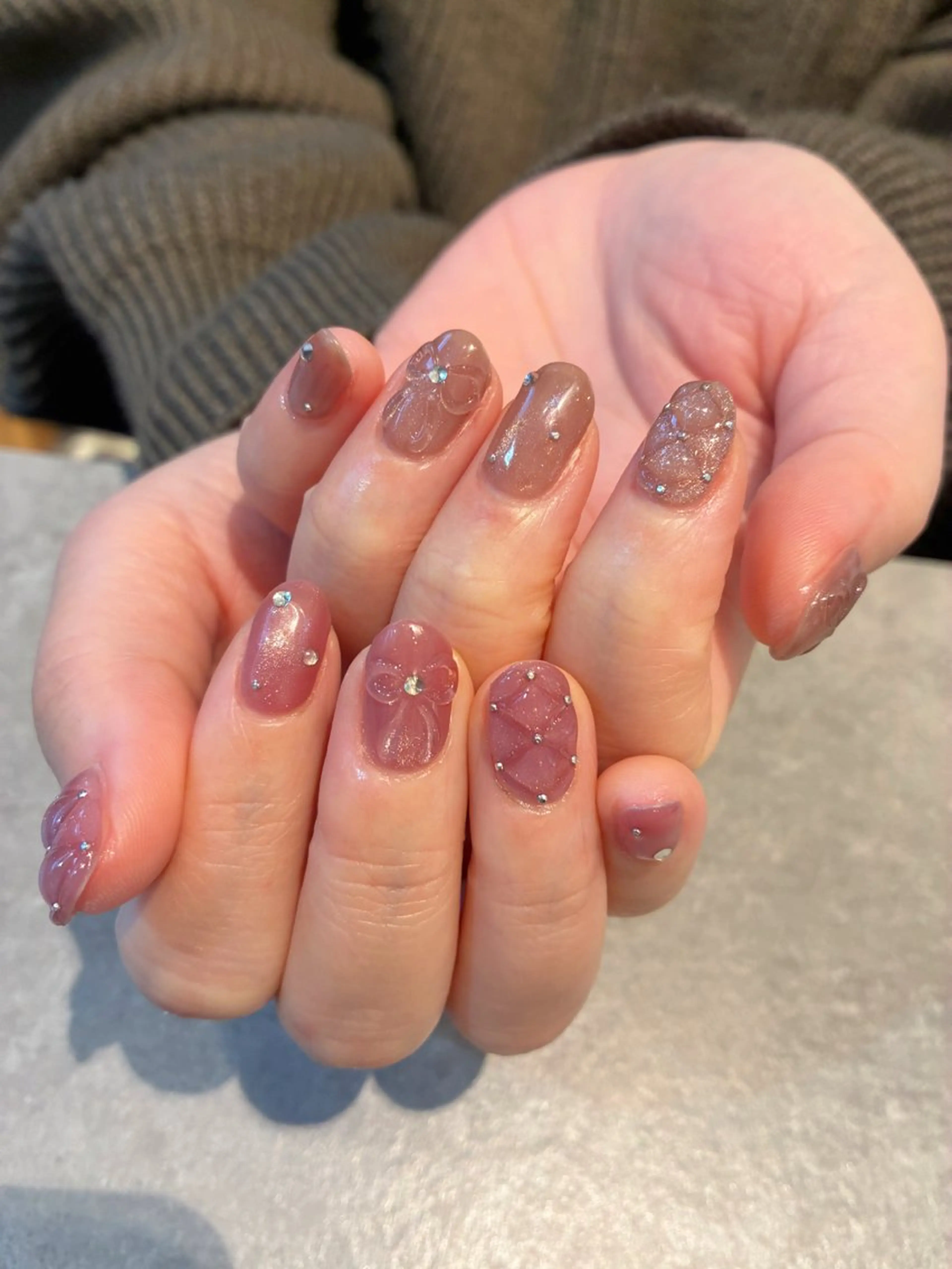 ネイル 持ち込み Nest 岩崎のネイルデザイン