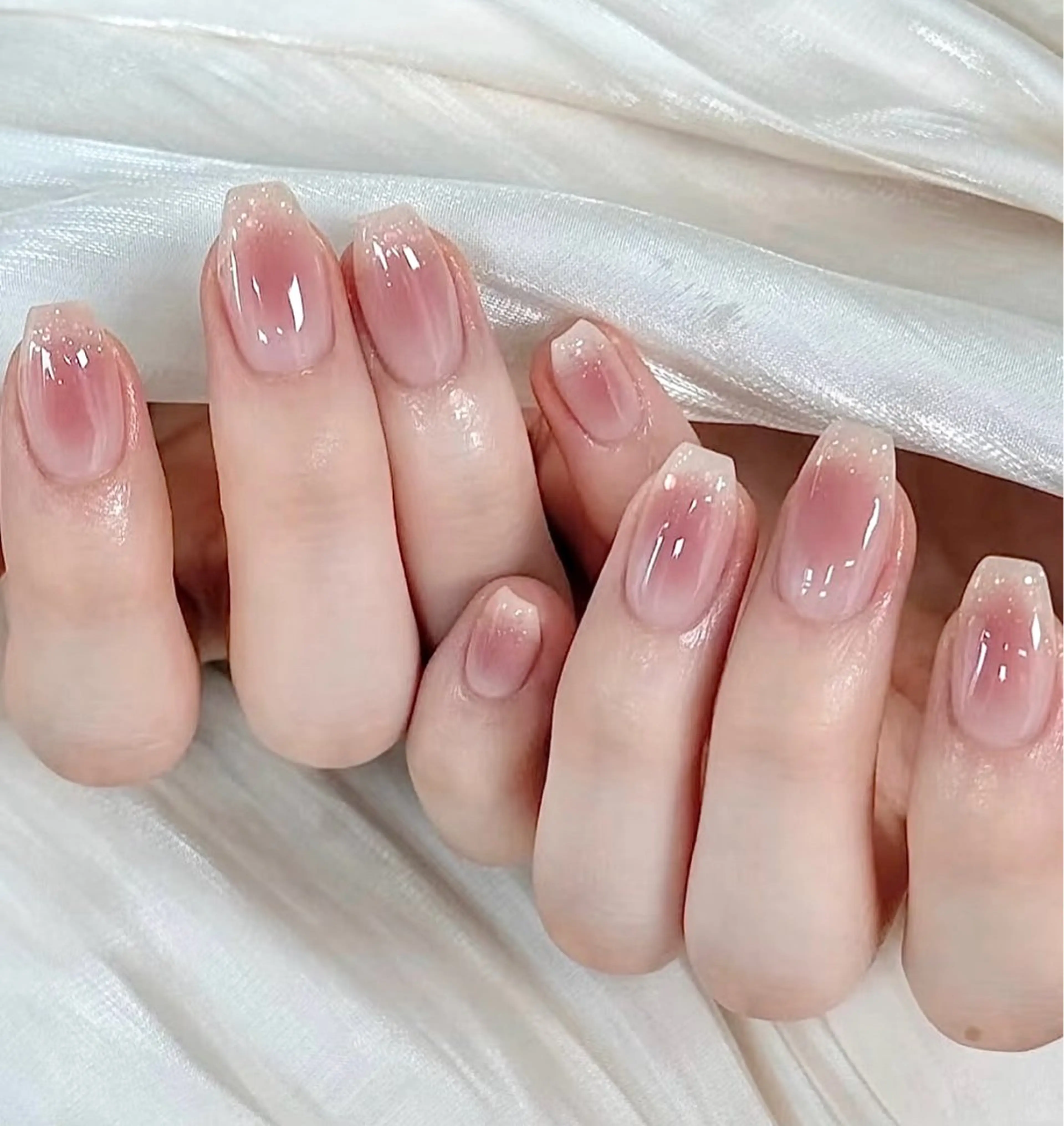 チークネイルの写真