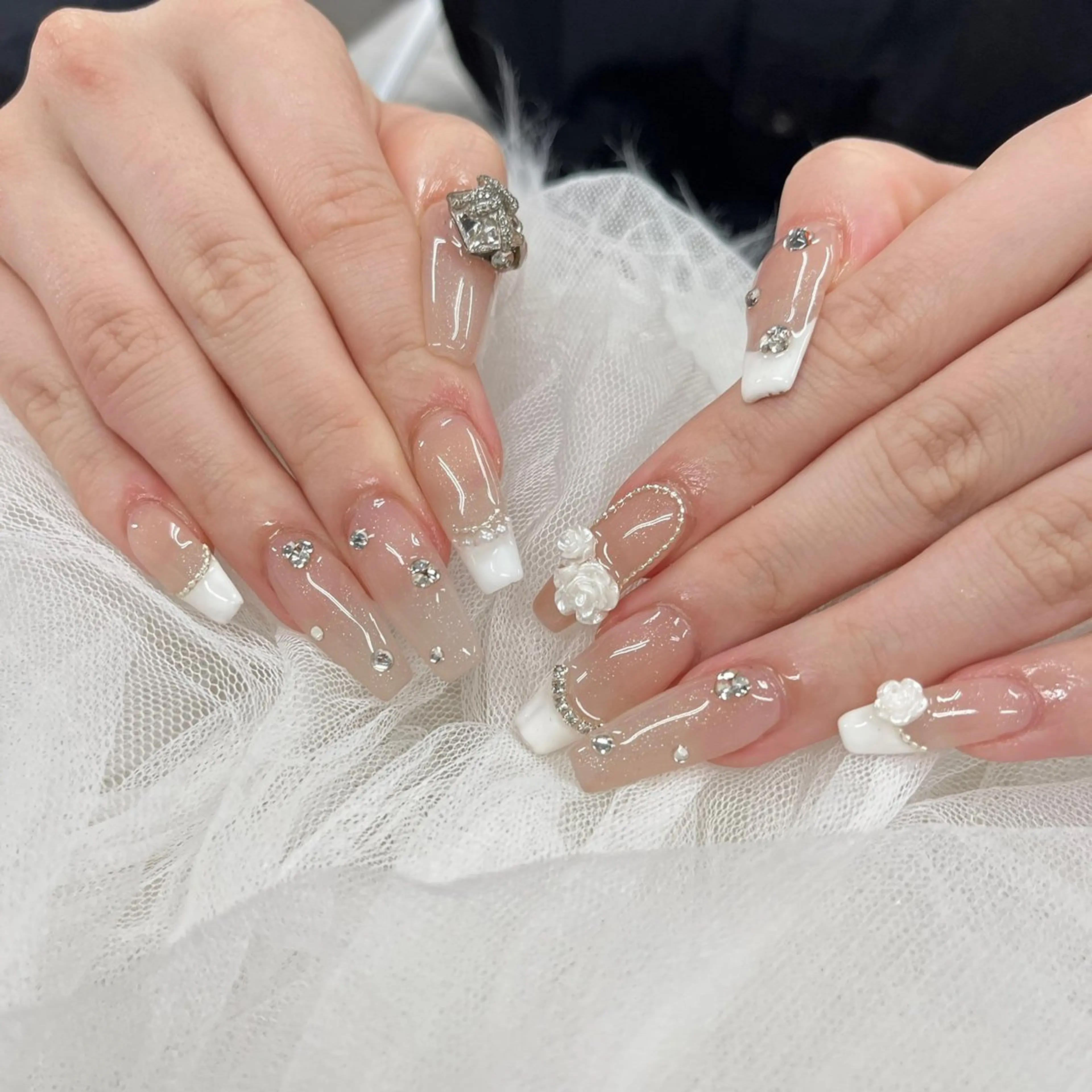 ネイル ハンドネイル SHION のネイルデザイン