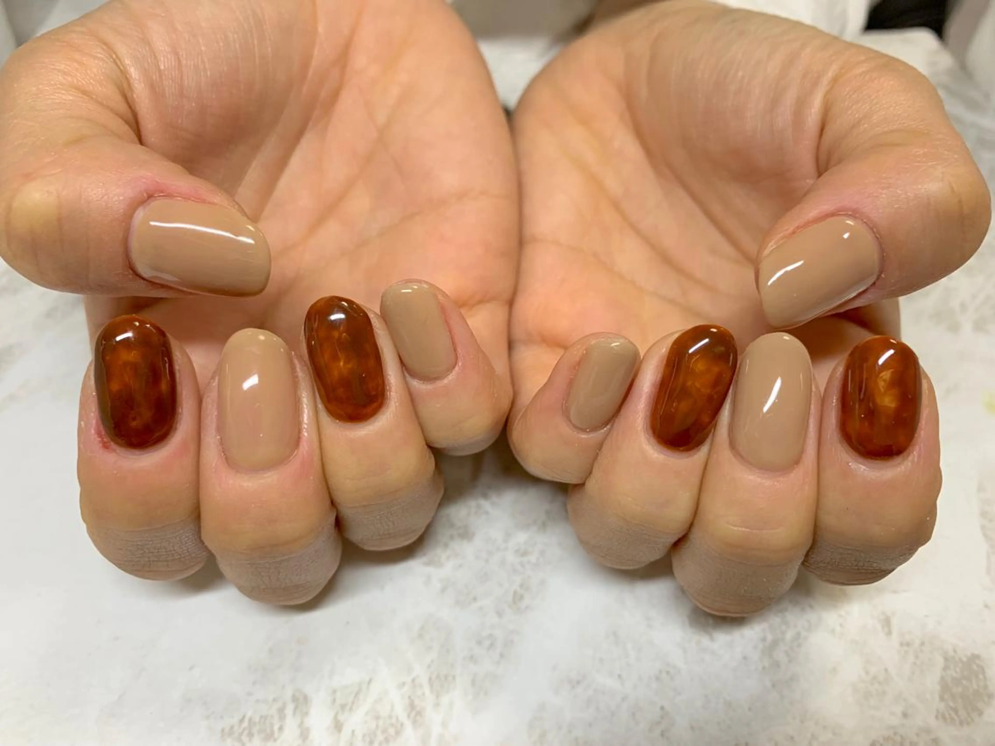 ネイル べっ甲ネイル LULU LIMAのネイルデザイン