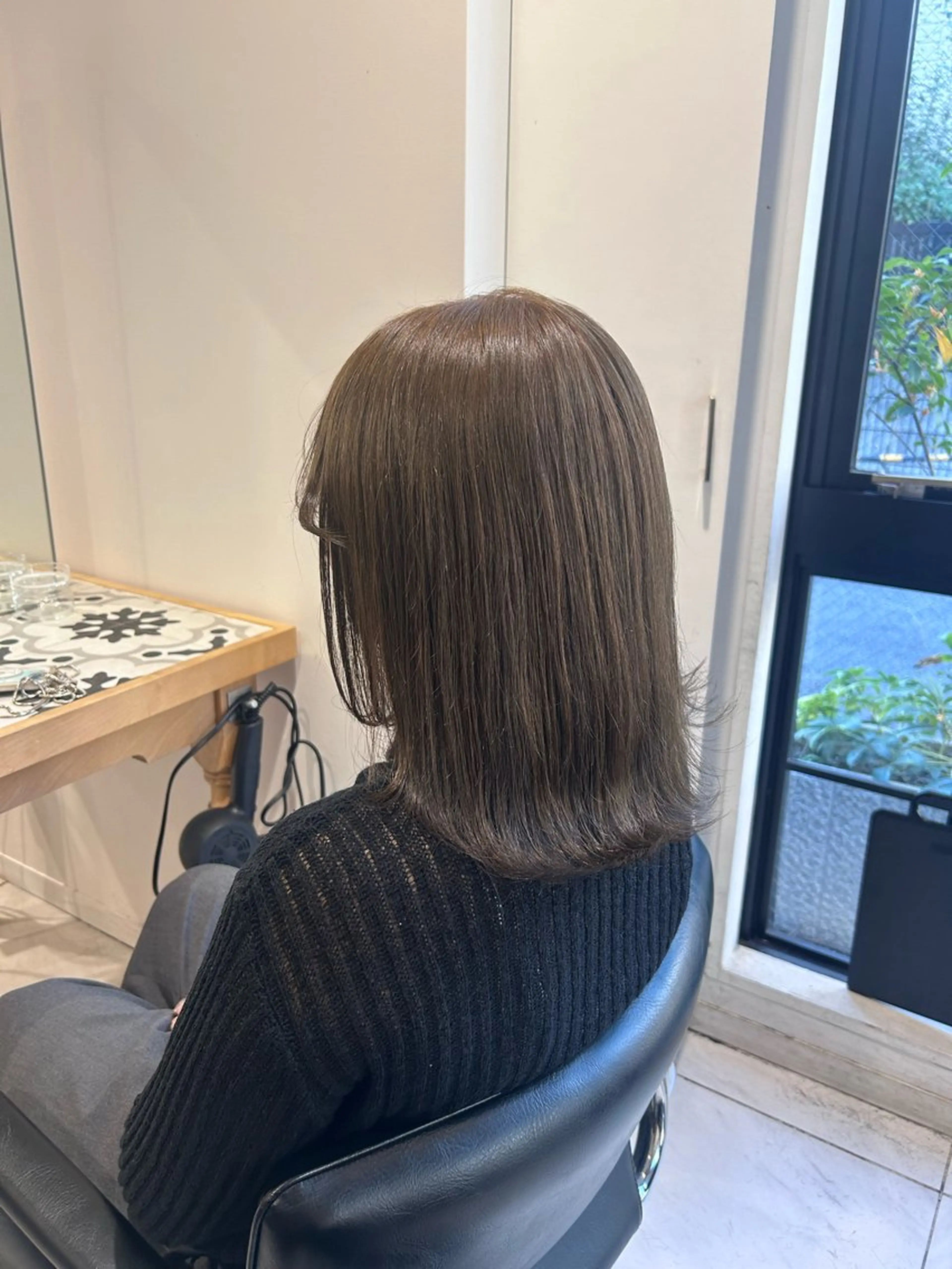 カラー ブリーチ ブリーチなしカラー ヘアカラー トリートメント ヘッドスパ ヘアセット miko🪽地毛風/ ハイトーン/レイヤーのヘアスタイル