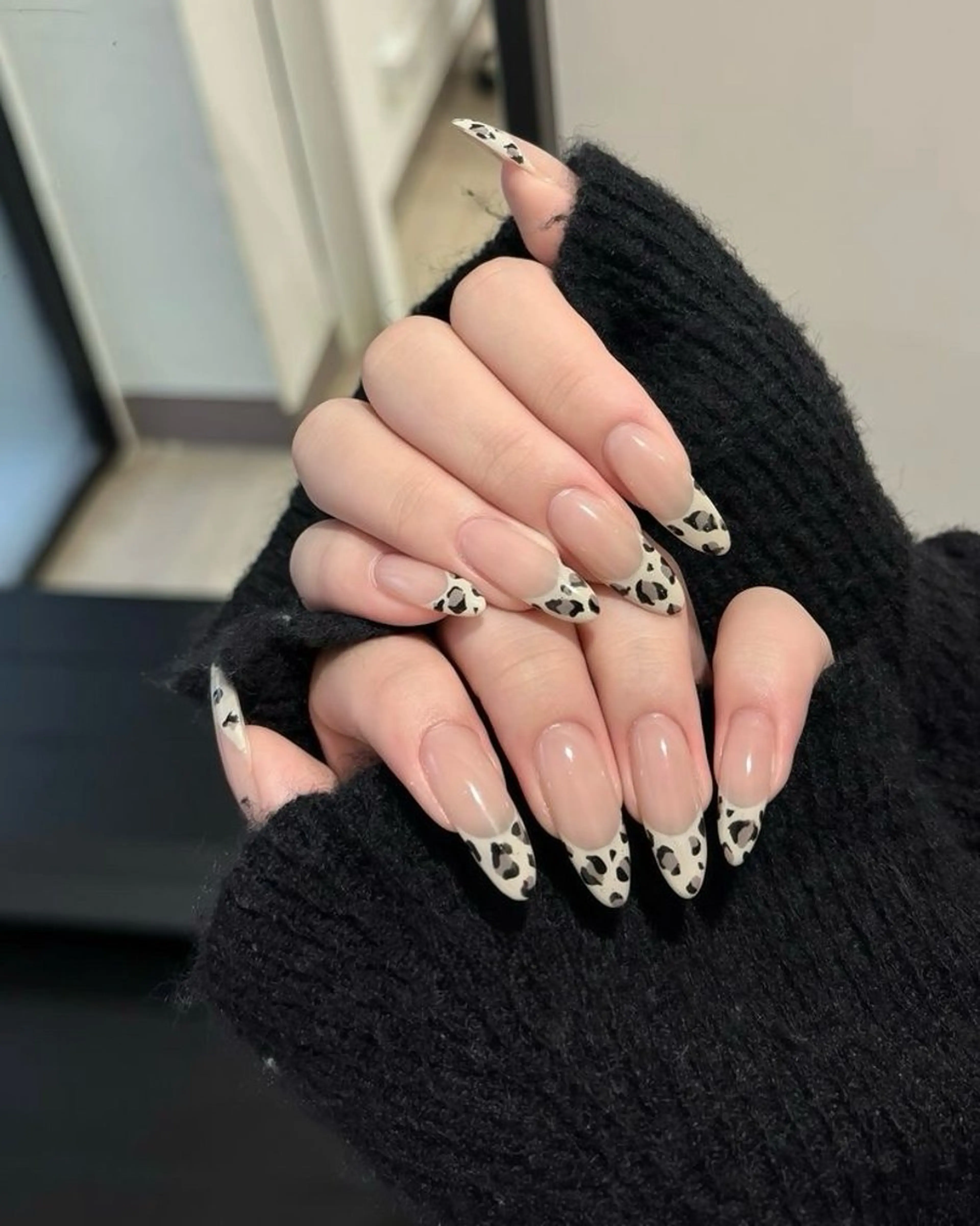 ネイル 長さ出し フレンチネイル グラデーション 卒業式 マグネットネイル ハンドネイル MIHANA NAILのネイルデザイン