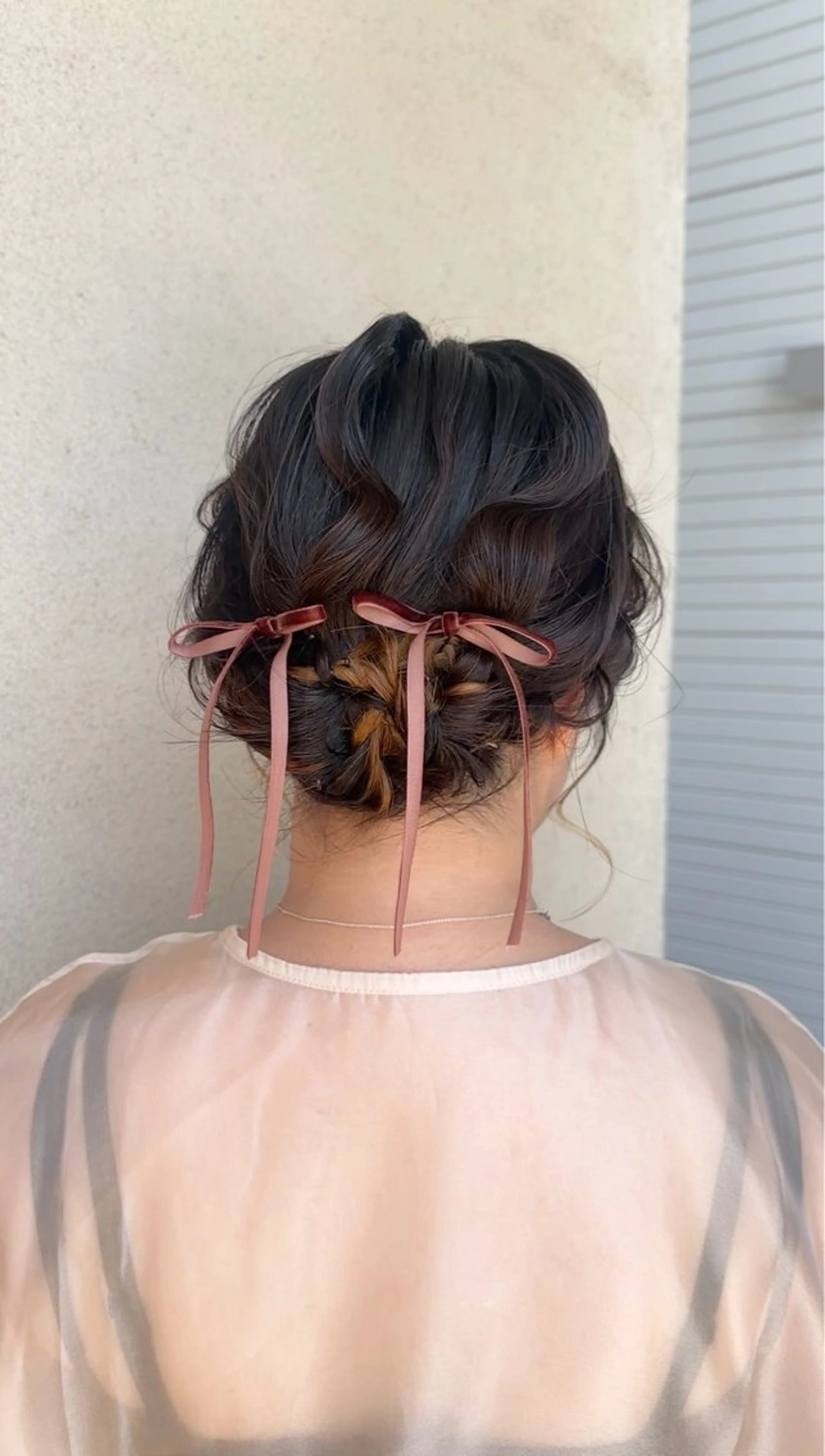 ミディアム ヘアアレンジ hair make applause.所属・小賀 栞奈のヘアスタイル