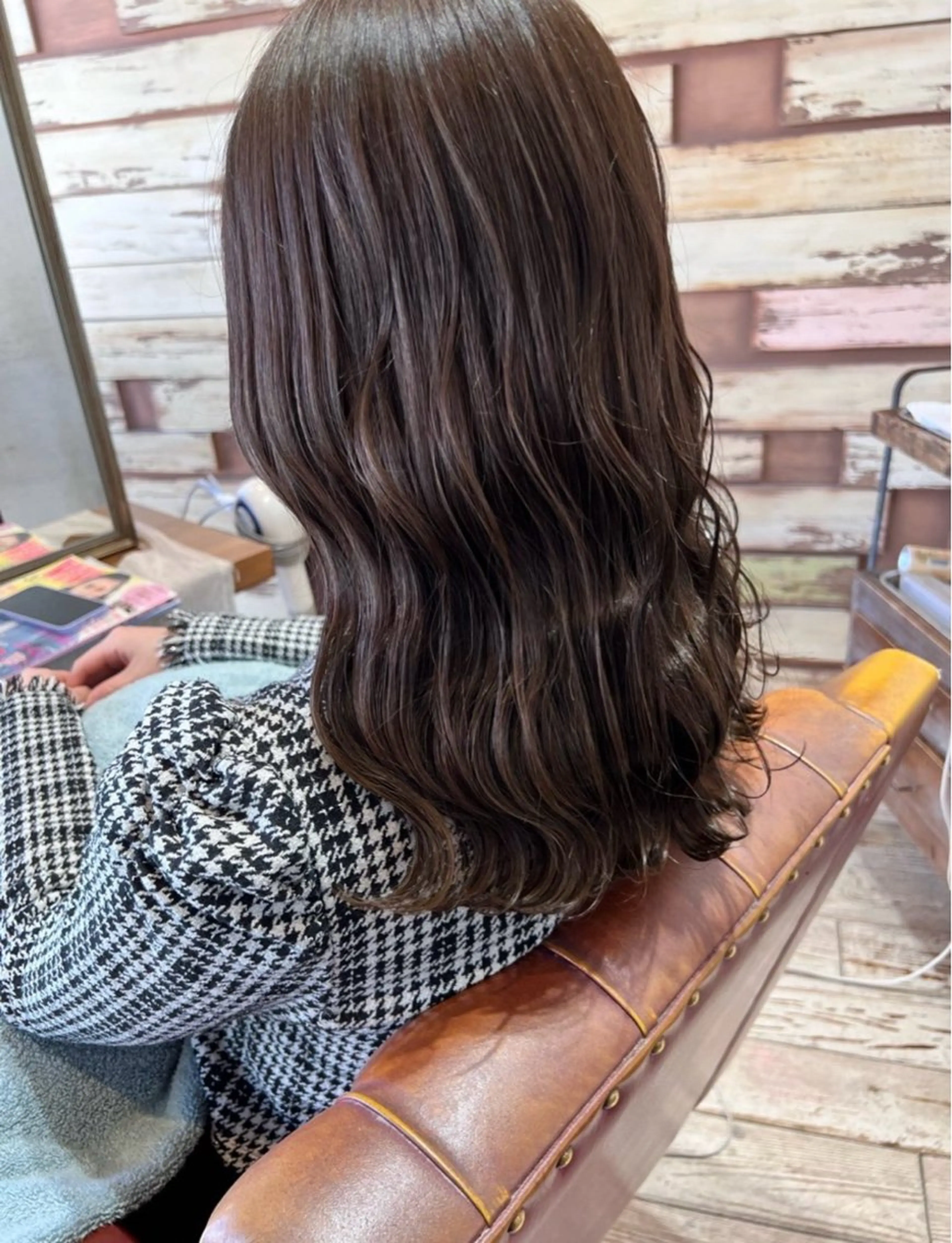 「当日予約可能」⭐️透明感　イルミナカラーの写真