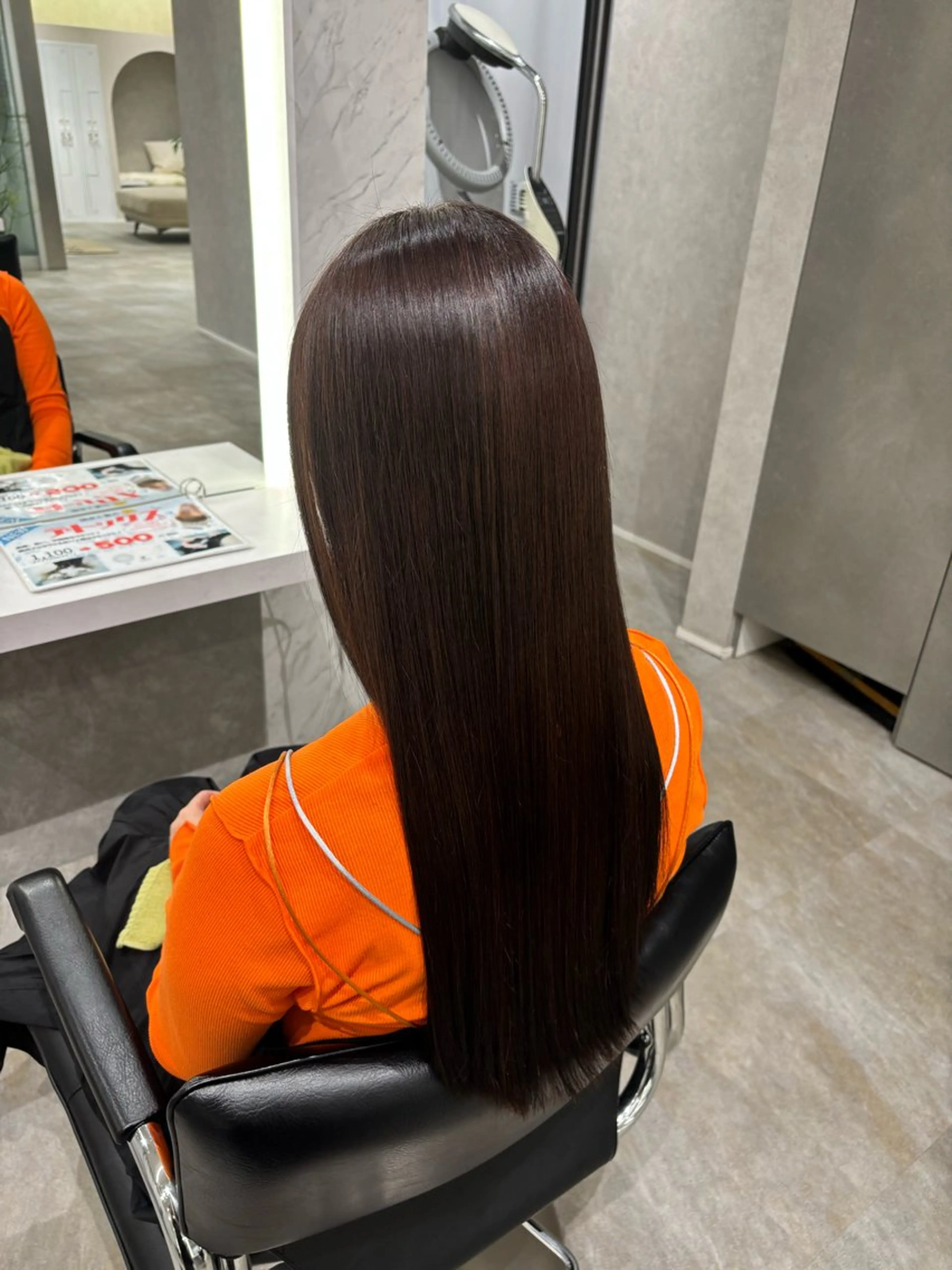 ロング ヘアカラー 武富 果音のヘアスタイル