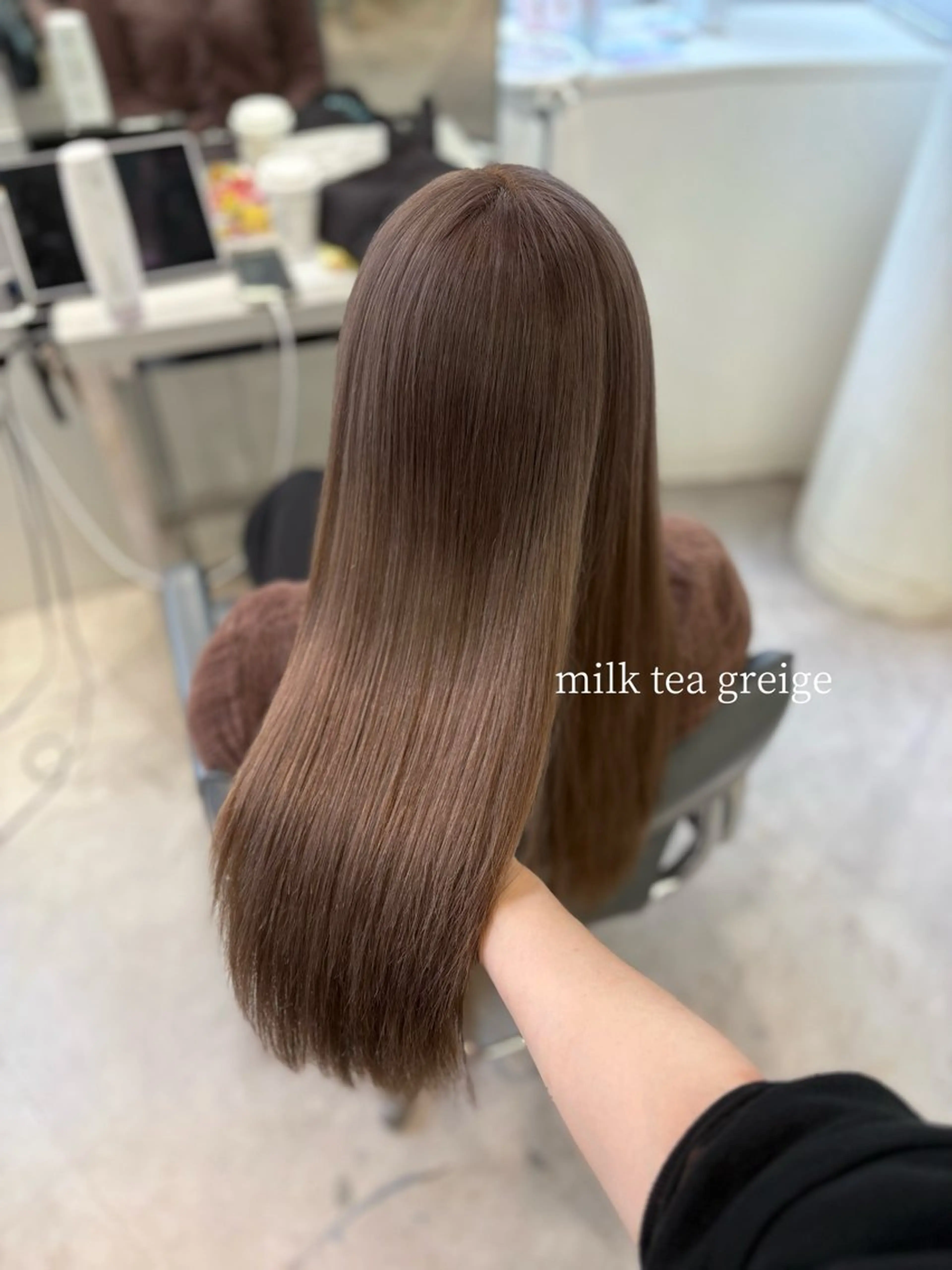 ロング カラー ブリーチ 透明感カラー カット ヘアカラー トリートメント MEI🎀つやカラー 🎀レイヤー🎀渋谷のヘアスタイル