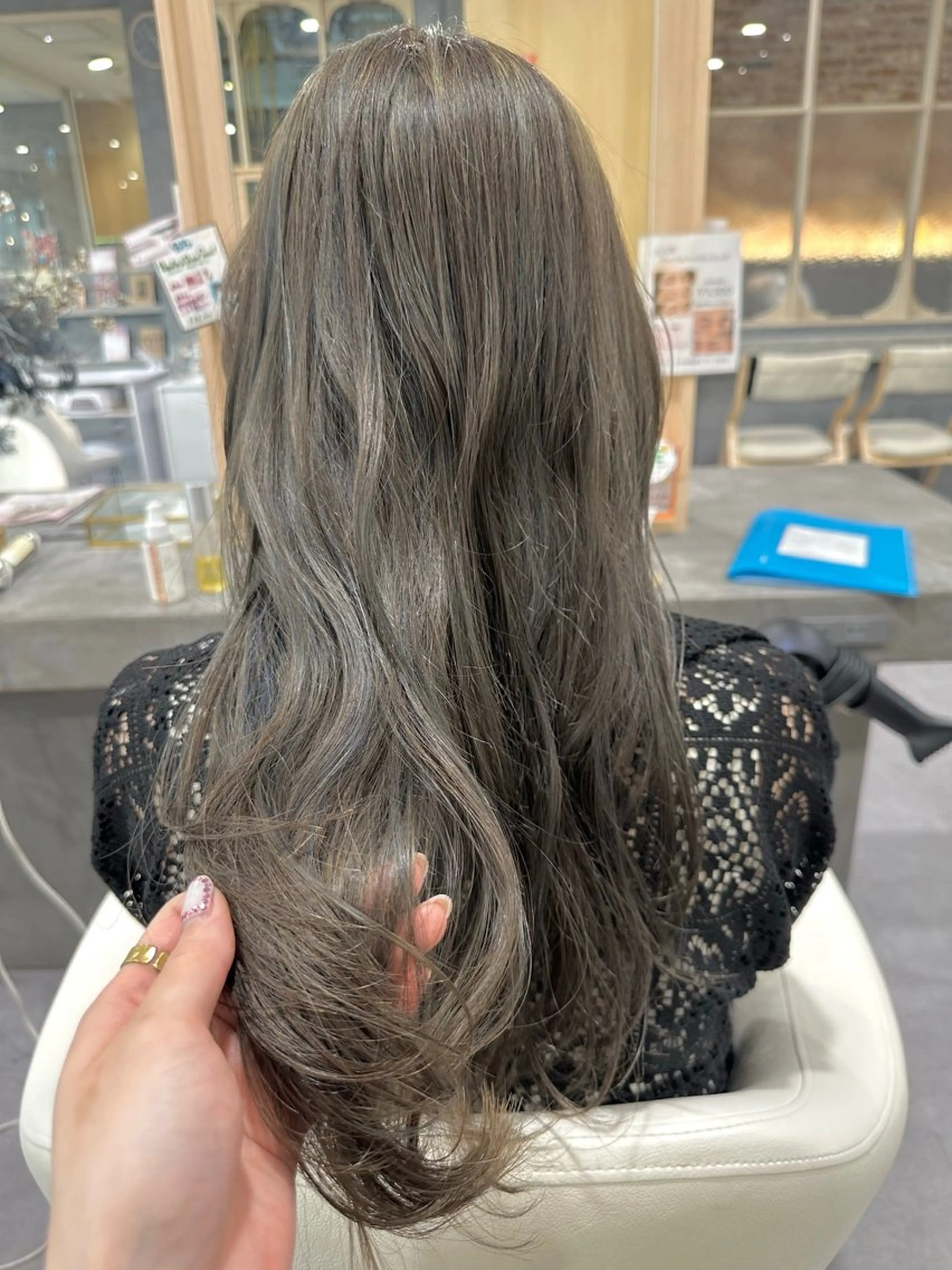 ロング ハイライト La　Belleme byAK所属・脱白髪染め/ 木下希望のヘアスタイル