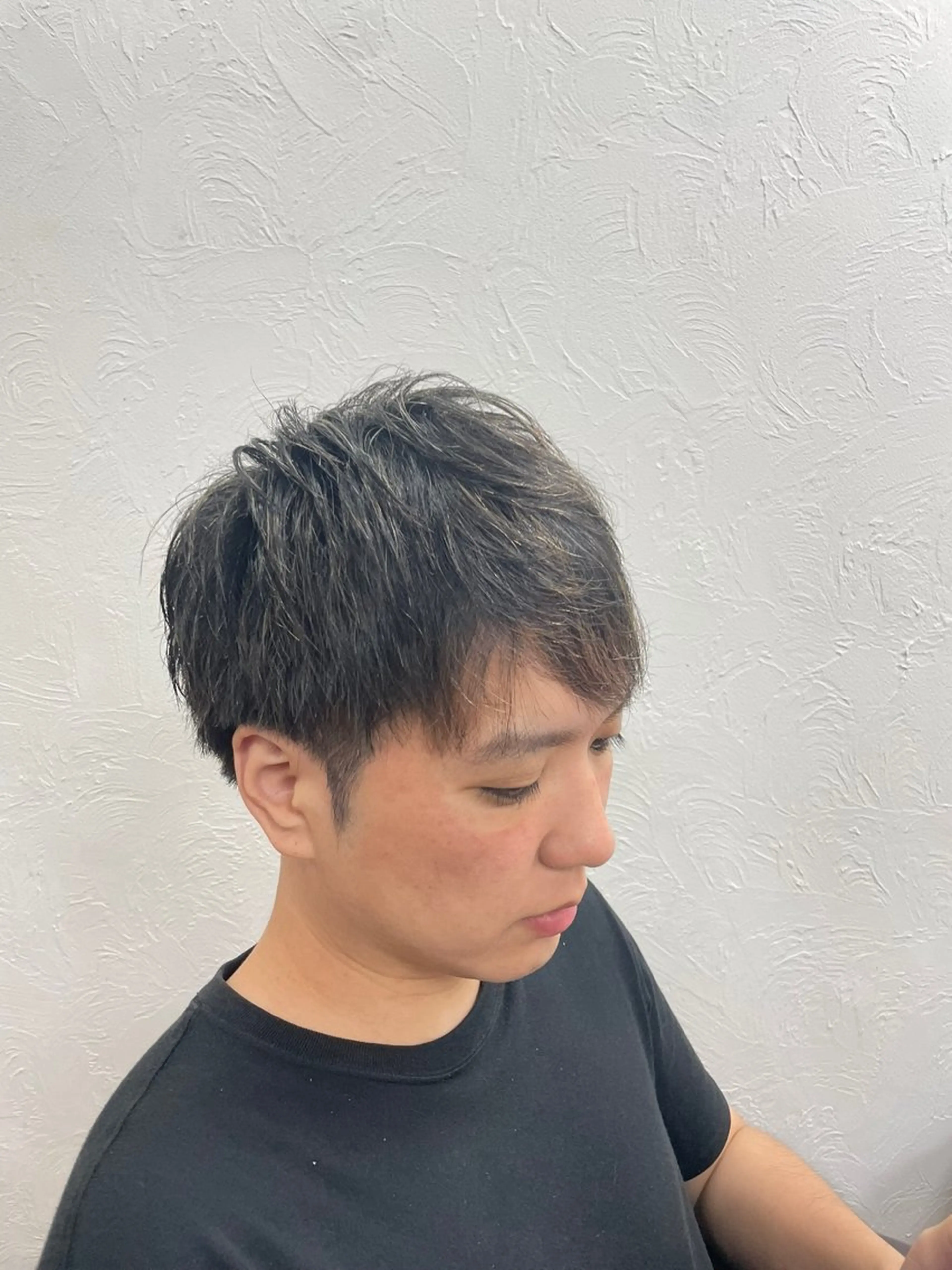 メンズ メンズハイライト メンズメッシュ カット ヘアカラー 山本 雷のヘアスタイル