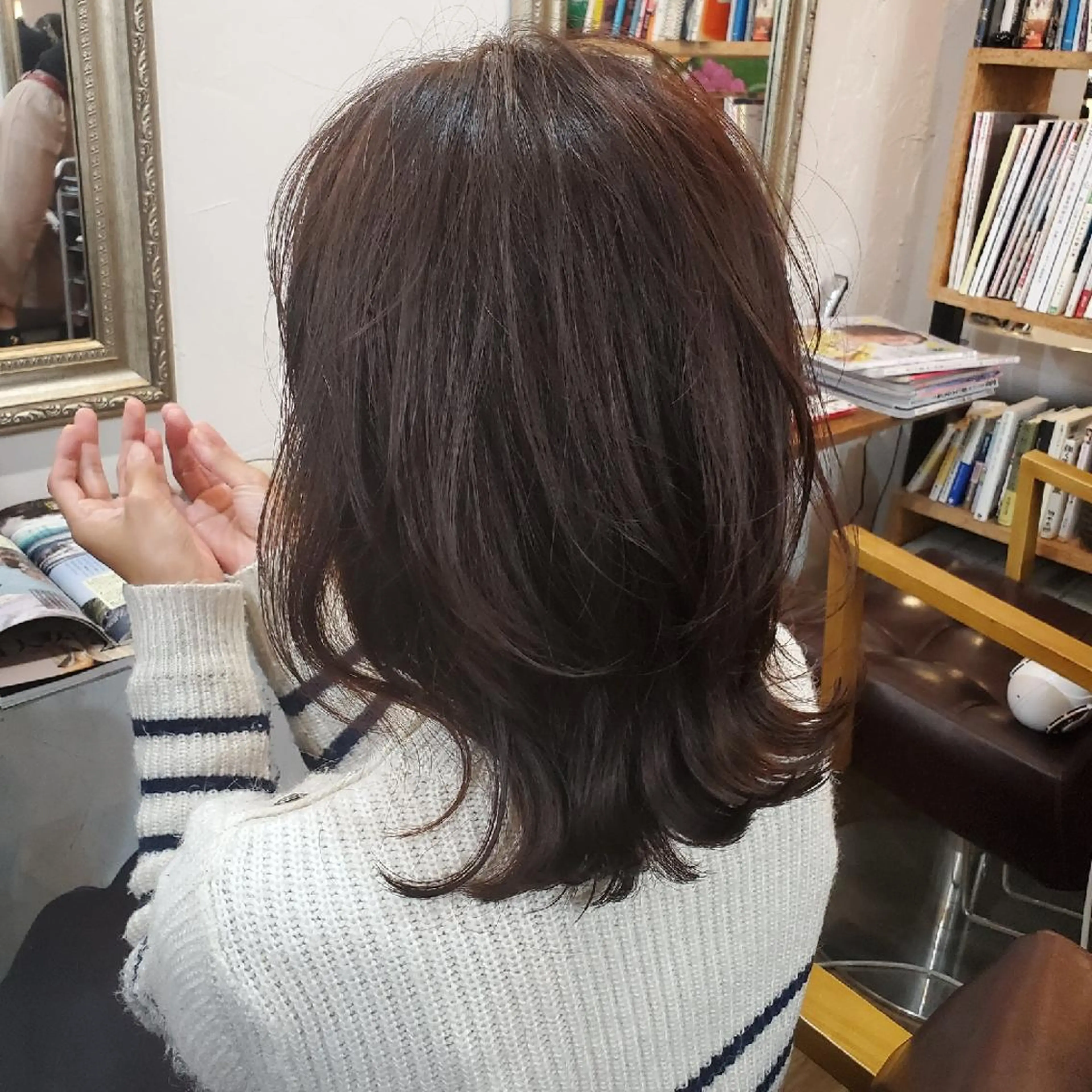 ミディアム カラー カット ヘアカラー トリートメント フリーランス所属・韓国ヘア レイヤー くびれヘアMATSUのヘアスタイル