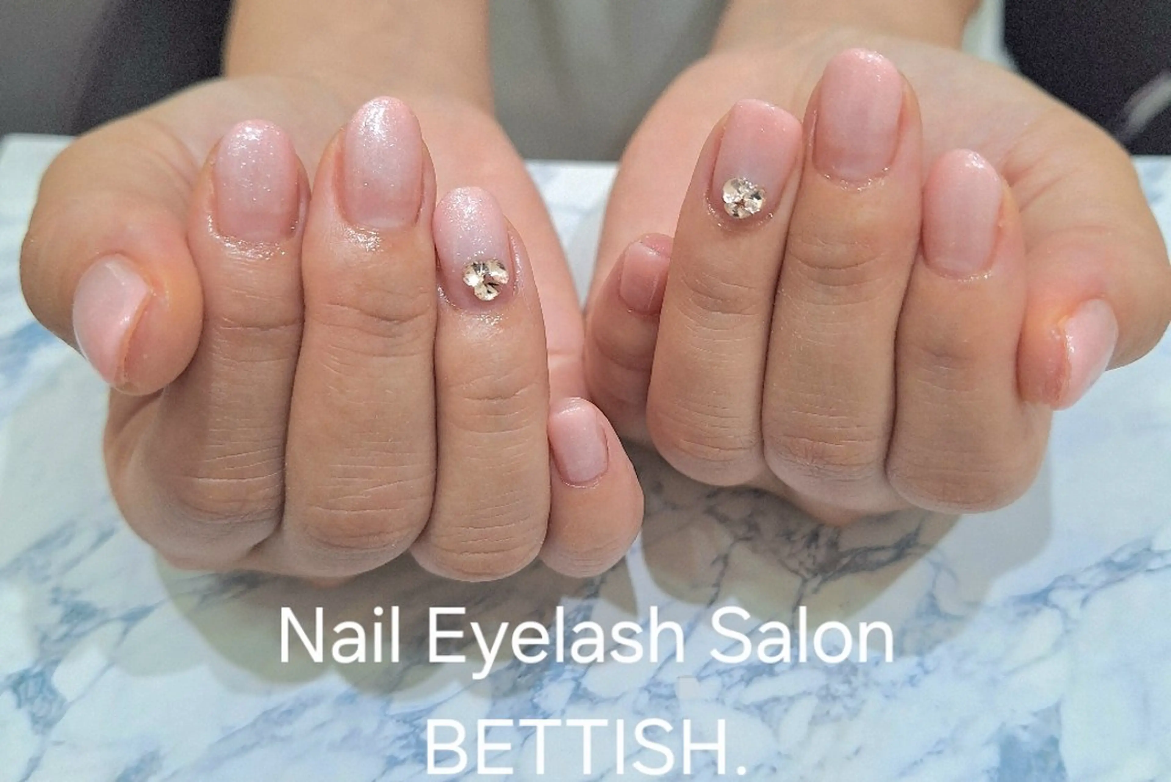 ネイル グラデーション ピンク BETTISH　 　AIRIのネイルデザイン