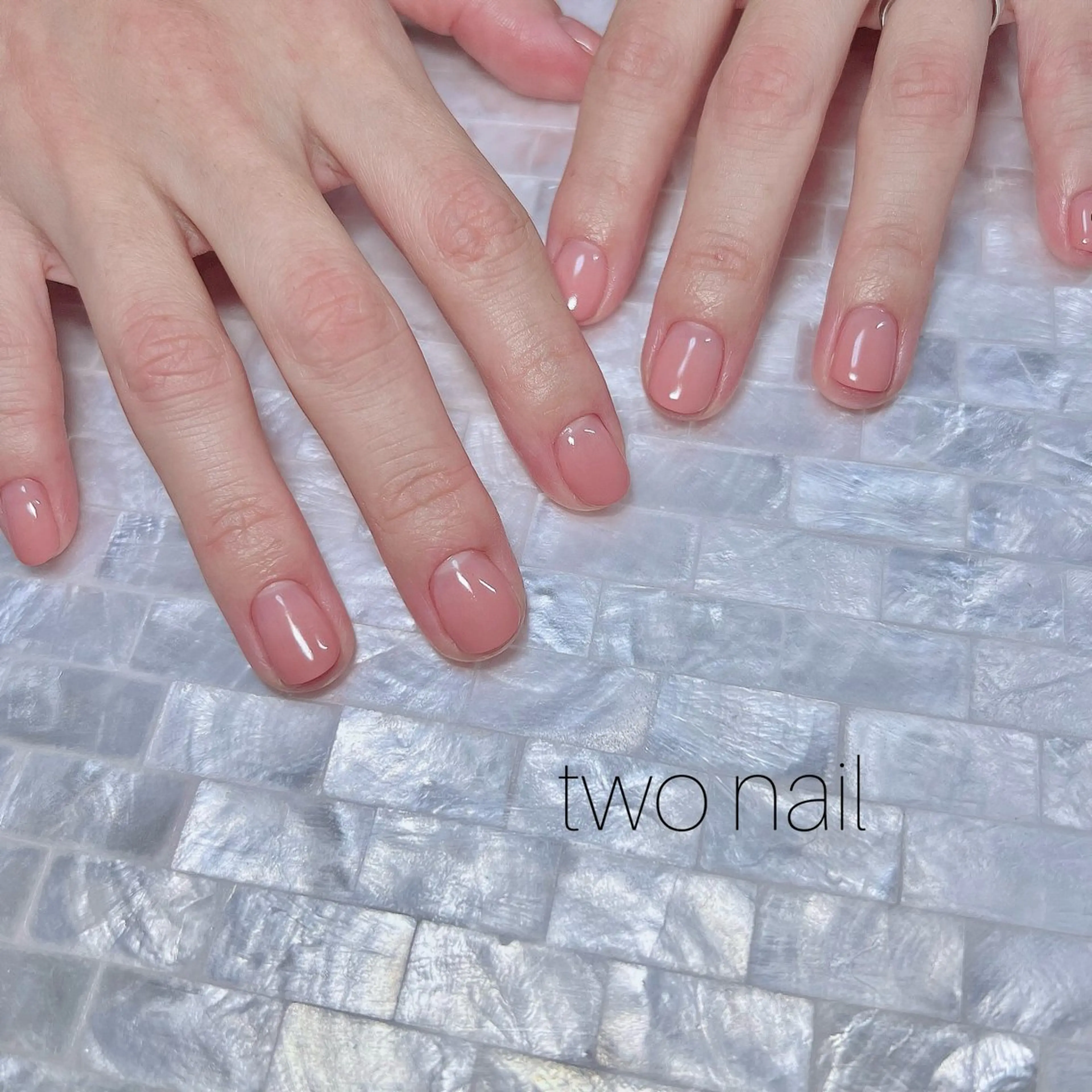 ネイル ネイルチップ ホワイト ハンドネイル two nailのネイルデザイン