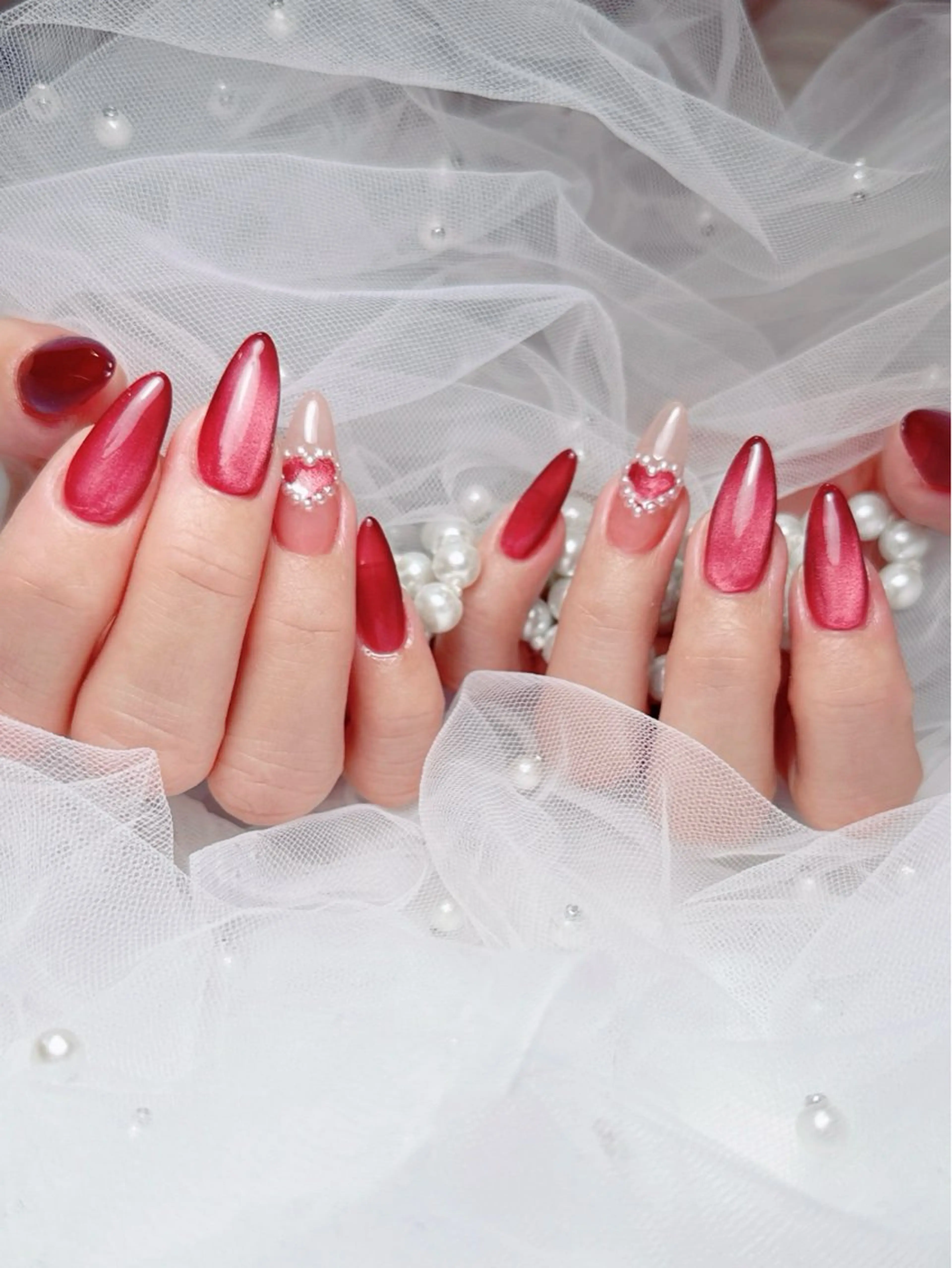 ネイル フレンチネイル ジェルネイル ハート 韓国ネイル マグネットネイル ハンドネイル ネイルサロン lotusのネイルデザイン