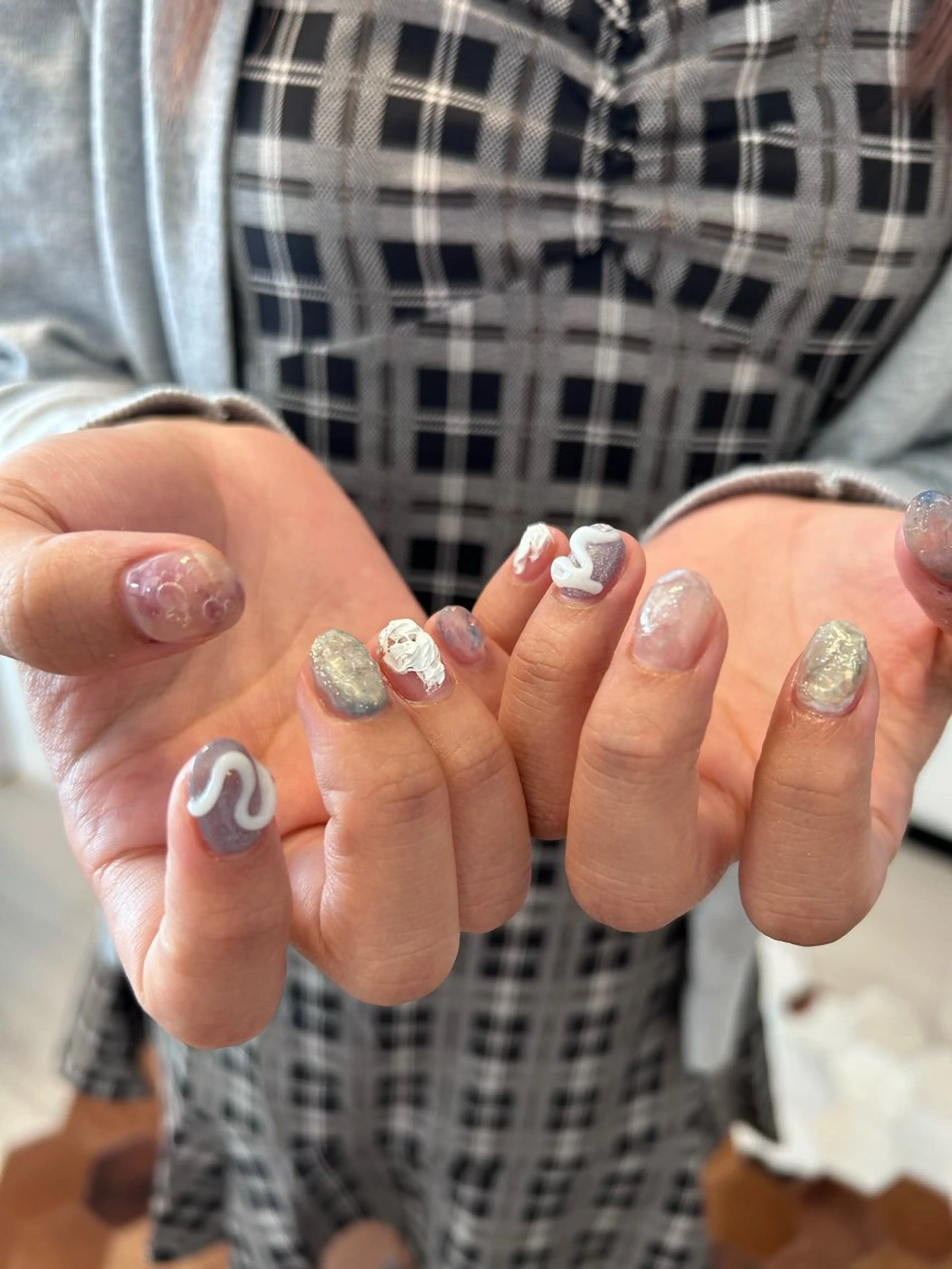 ネイル ニュアンスネイル ハンドネイル ハンドケア Atelier Ariのネイルデザイン