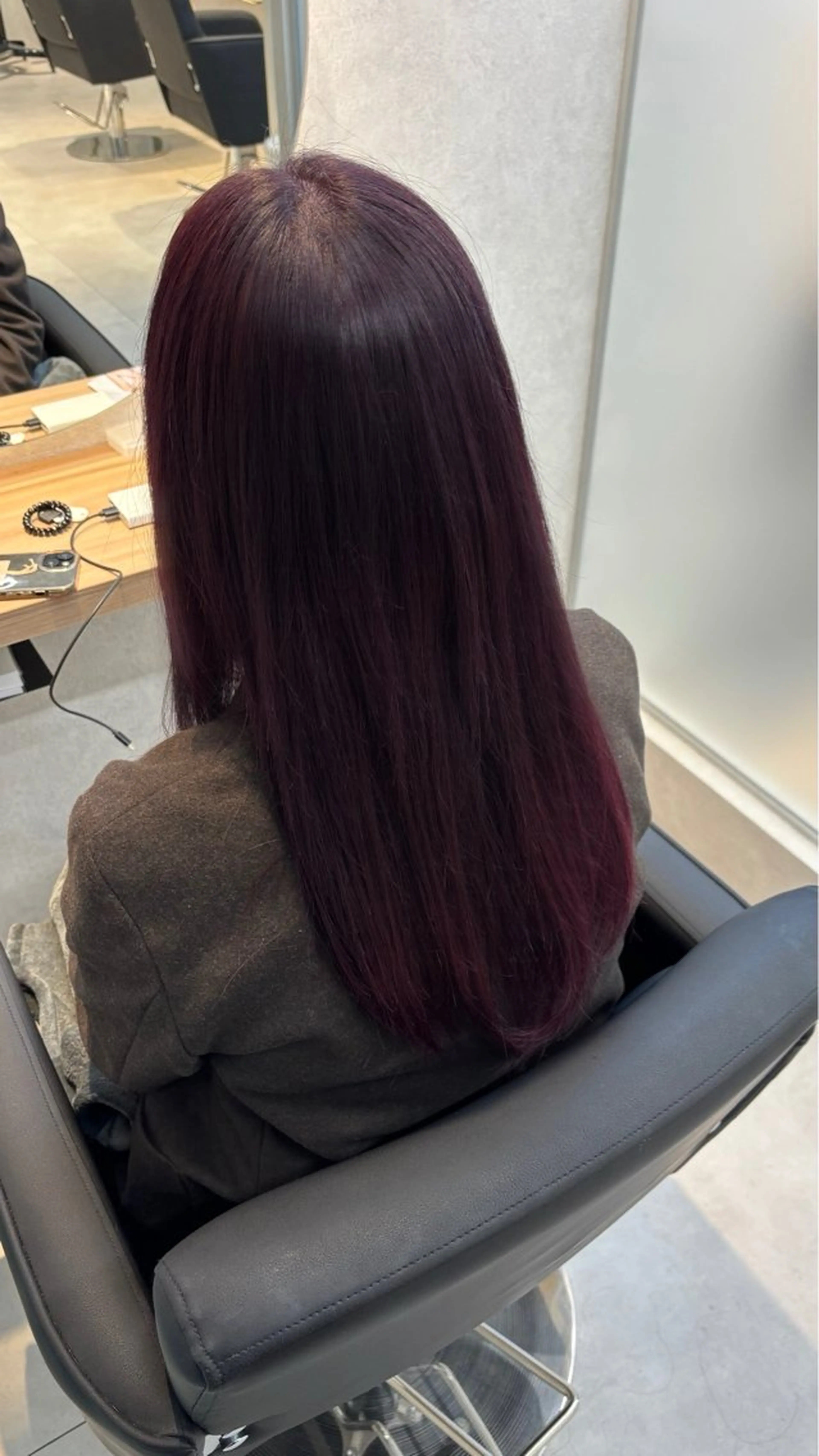 カラー 米倉 陽菜のヘアスタイル