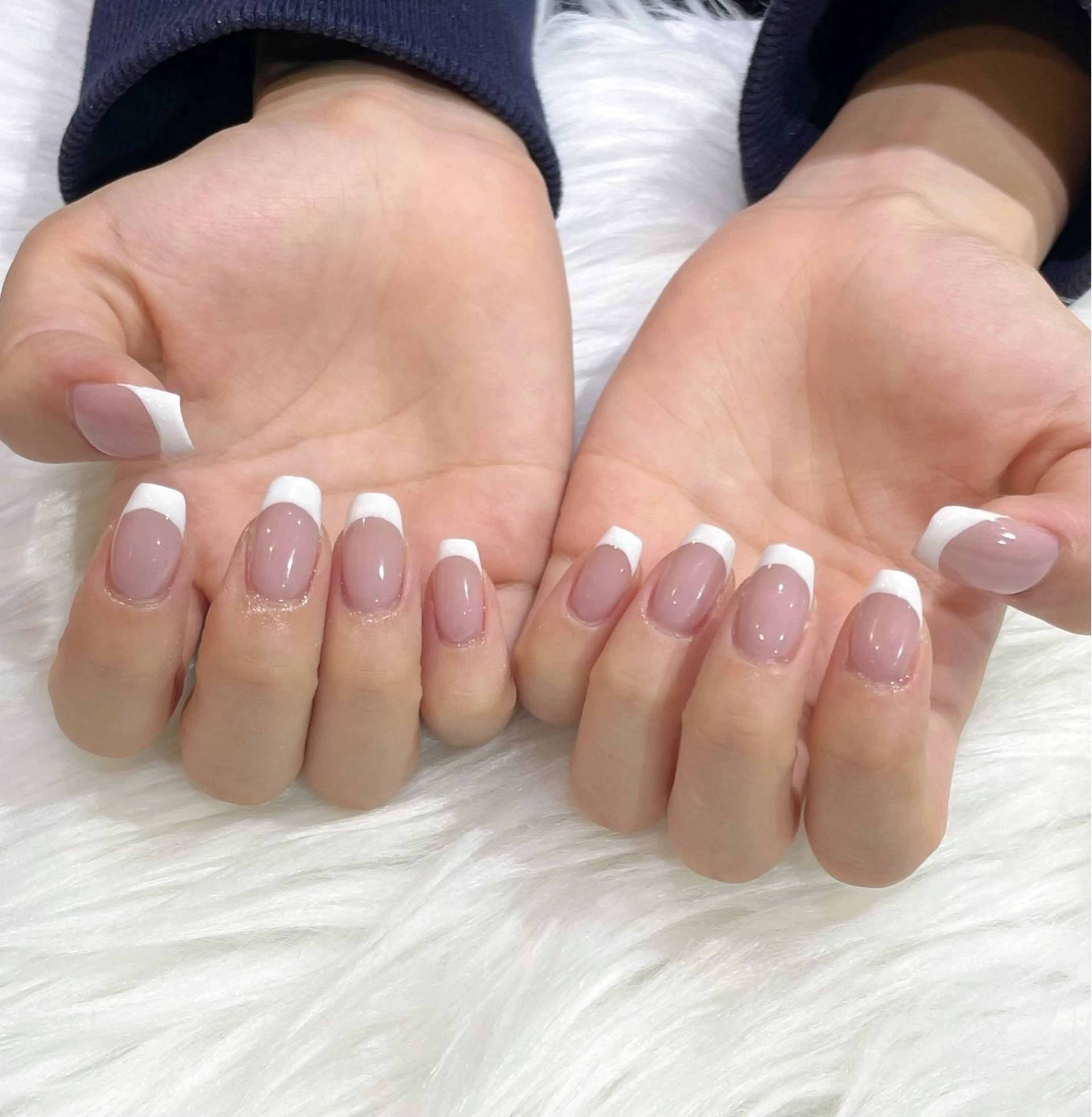 🧸🤍フレンチネイル(オフあり)の写真