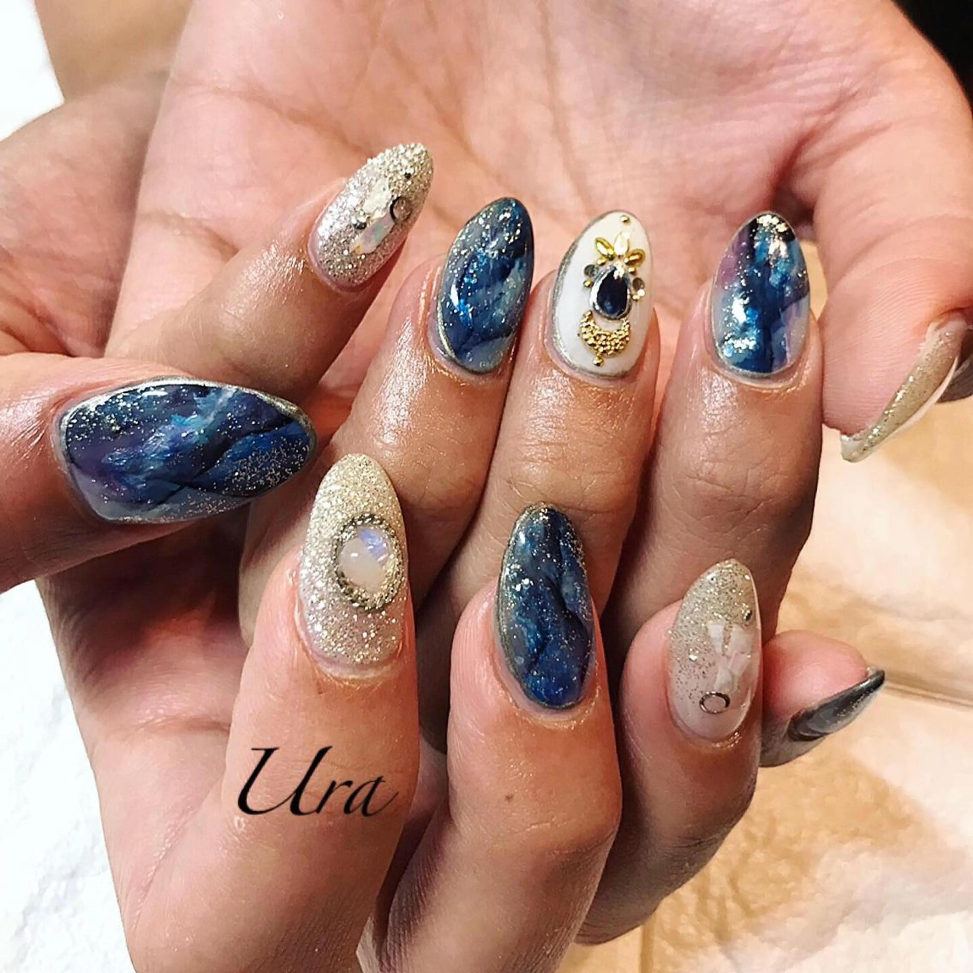 ネイル UrakoNail 《nail》のネイルデザイン
