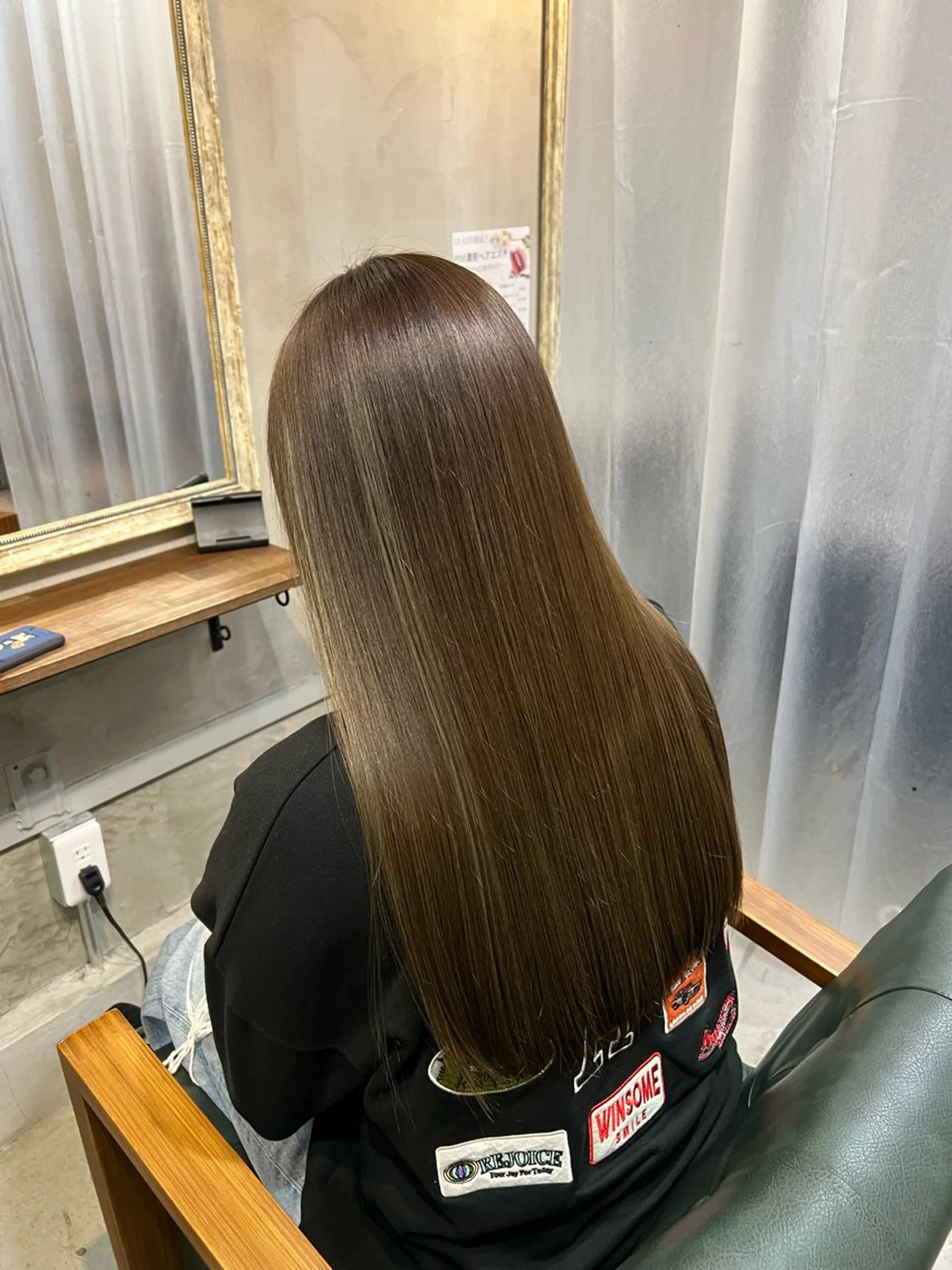 ロング カラー ブリーチ 髪質改善 トリートメント RE'ECHO所属・プルエクステ リエコー　Ryoyaのヘアスタイル