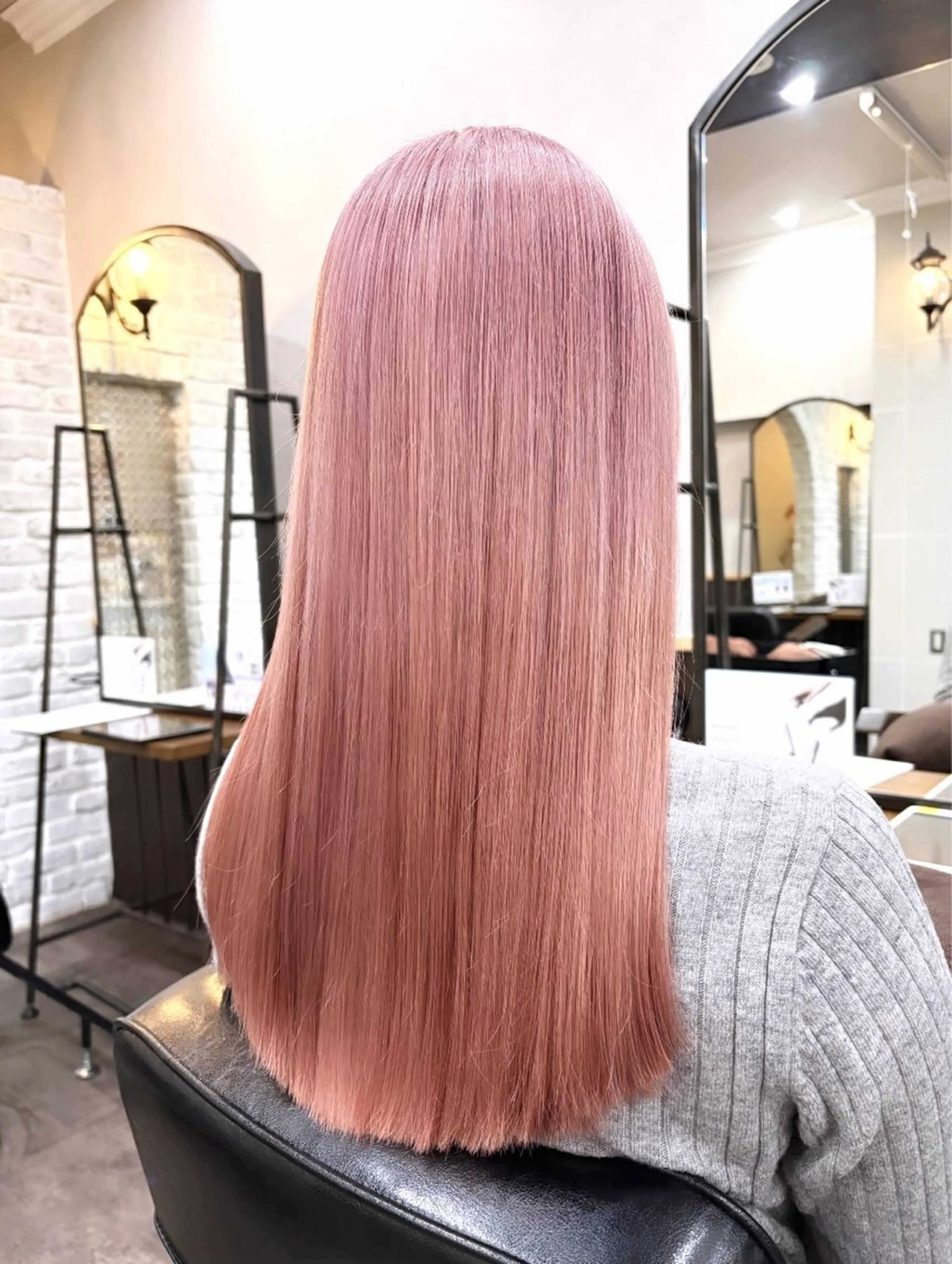 ロング カラー ヘアカラー トリートメント 🦄🩵YUNA 🩵🦄のヘアスタイル