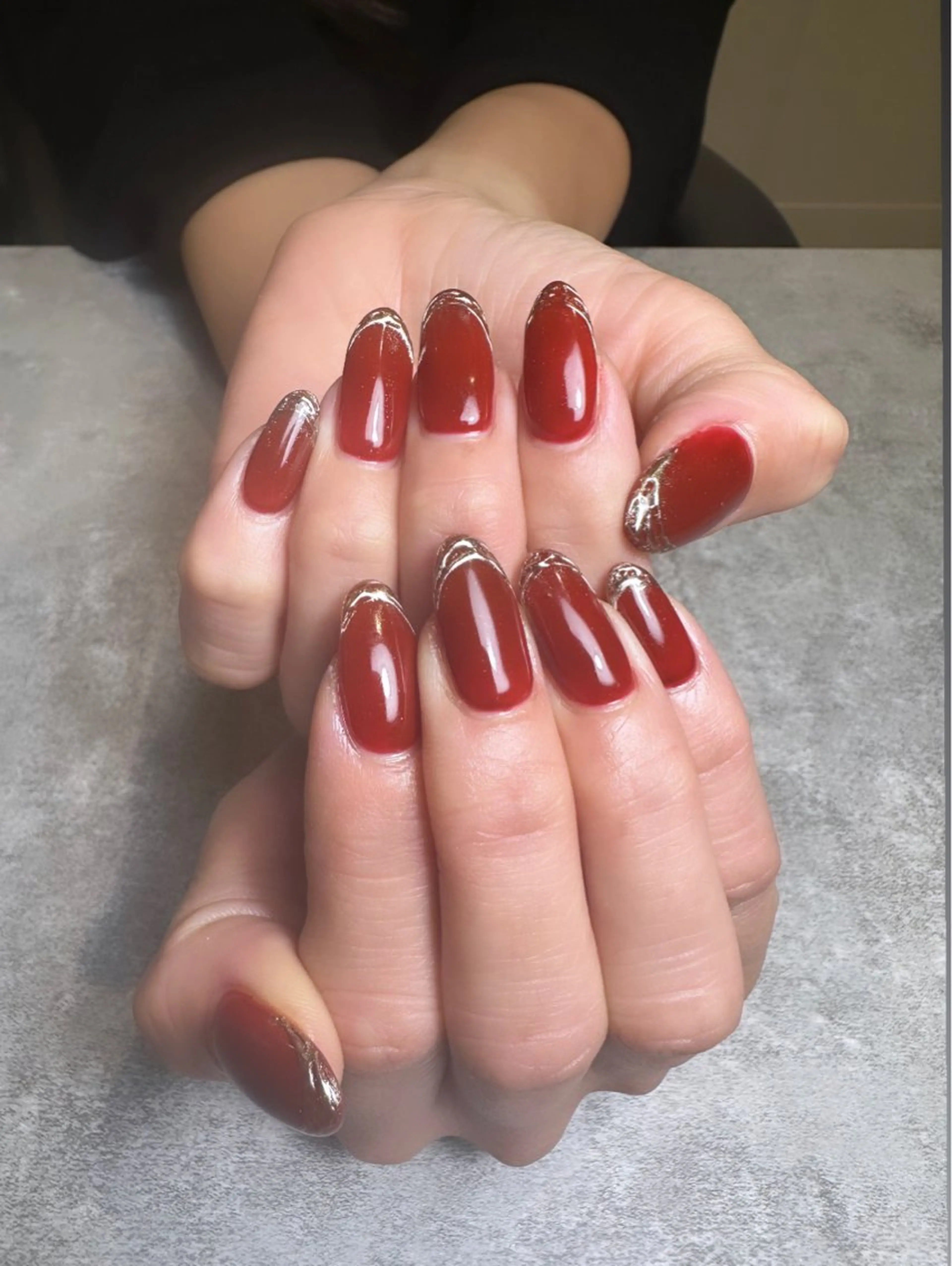 ネイル ボルドー ミラーネイル 赤色 ハンドネイル フットネイル Jam〜nail＆eyelash所属・Jam Nail Seiraのマツエク・マツパデザイン