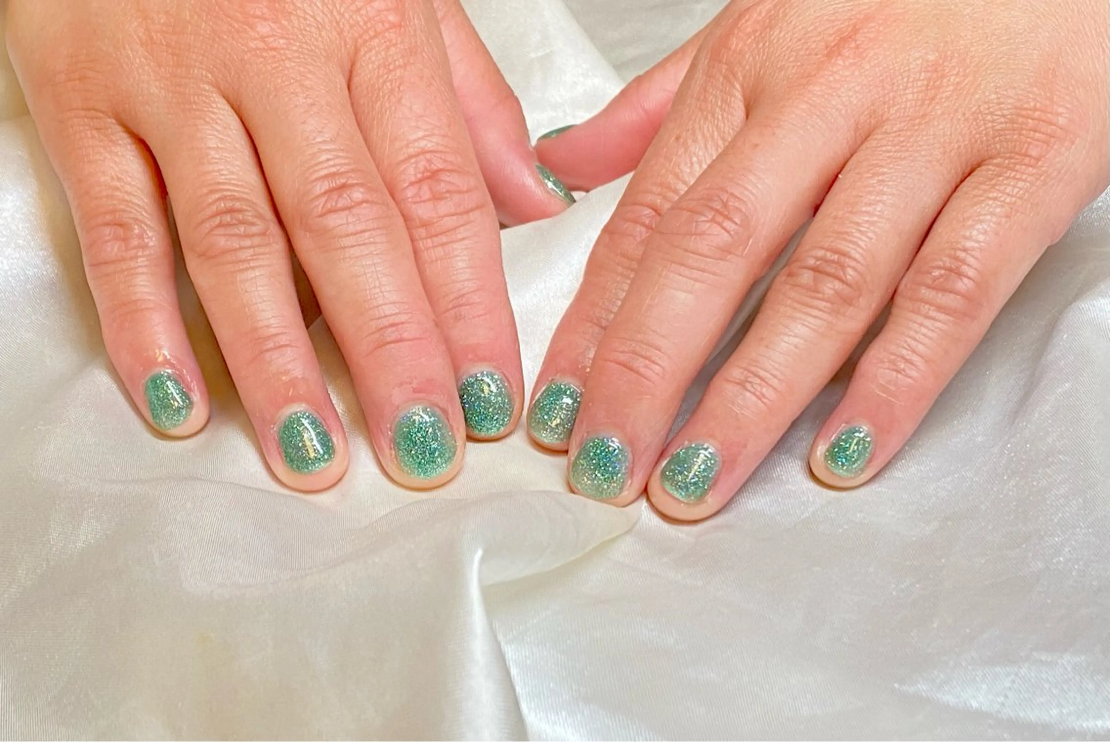 ネイル グリーン ワンカラーネイル ハンドネイル おうちネイルサロン RINAのその他イメージ