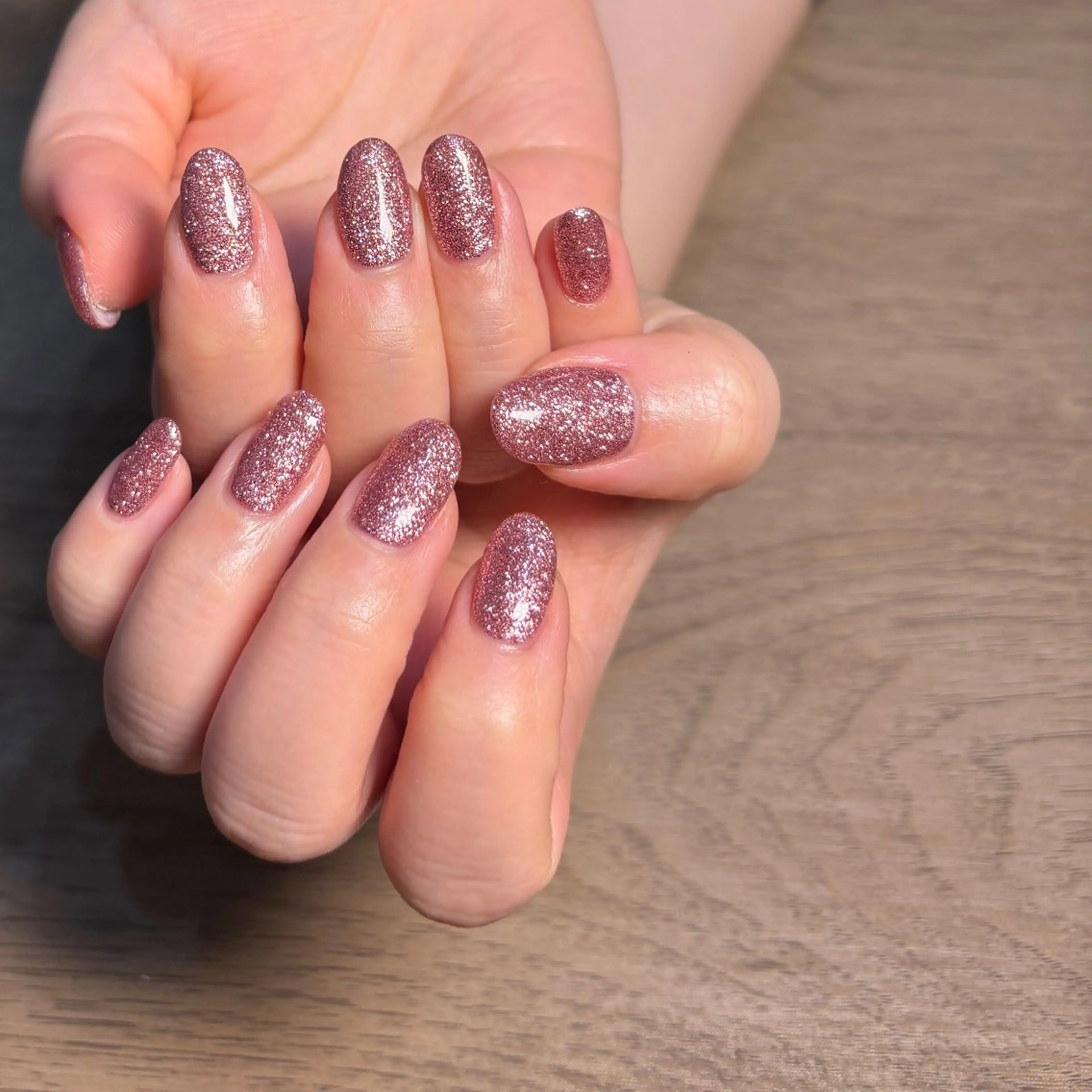 ネイル ラメ(グリッター) ワンカラーネイル うえぽん 🌟のネイルデザイン