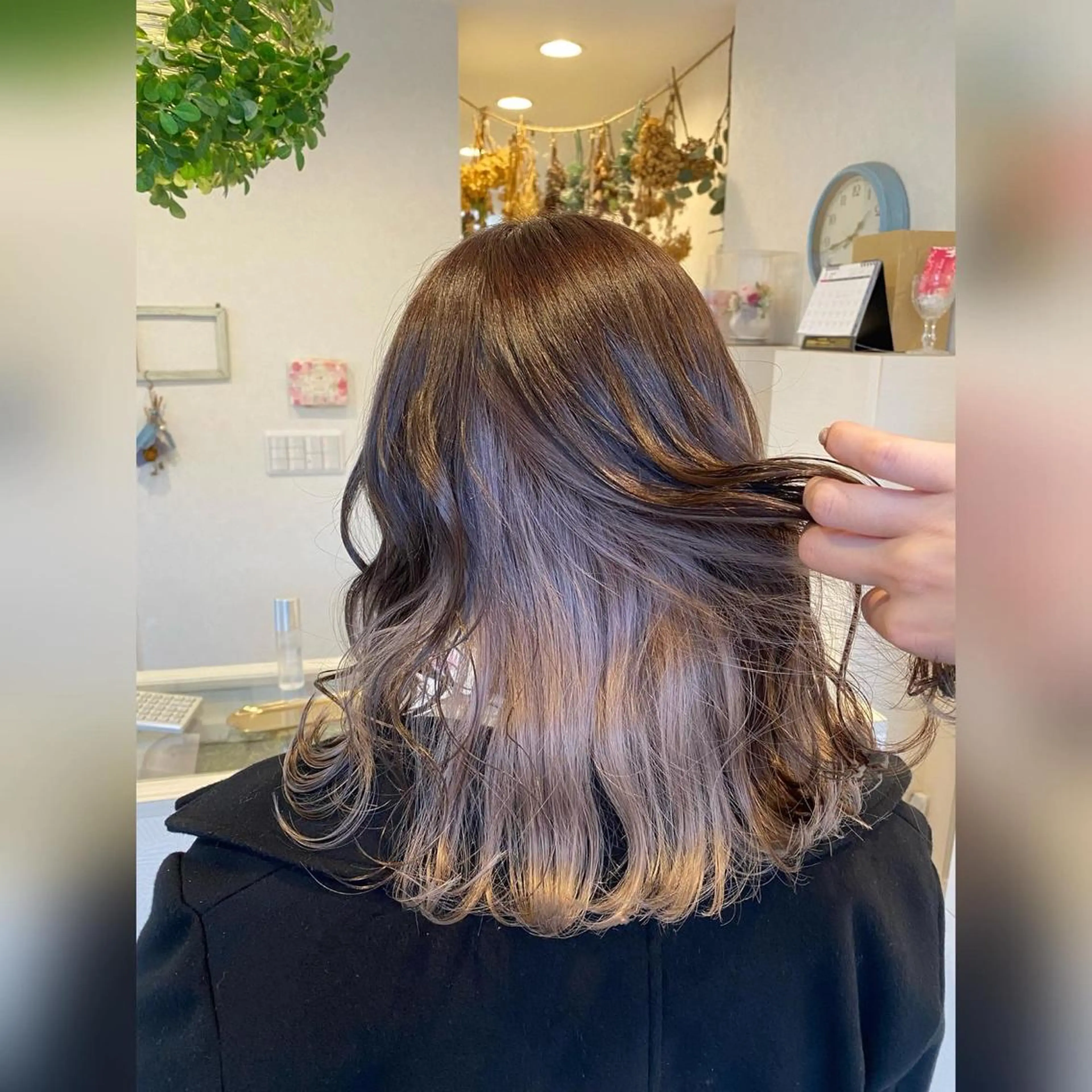 カラー ベージュカラー ブラウンカラー オリーブブラウン ヘアカラー トリートメント 🐾 かとう 🐾のヘアスタイル