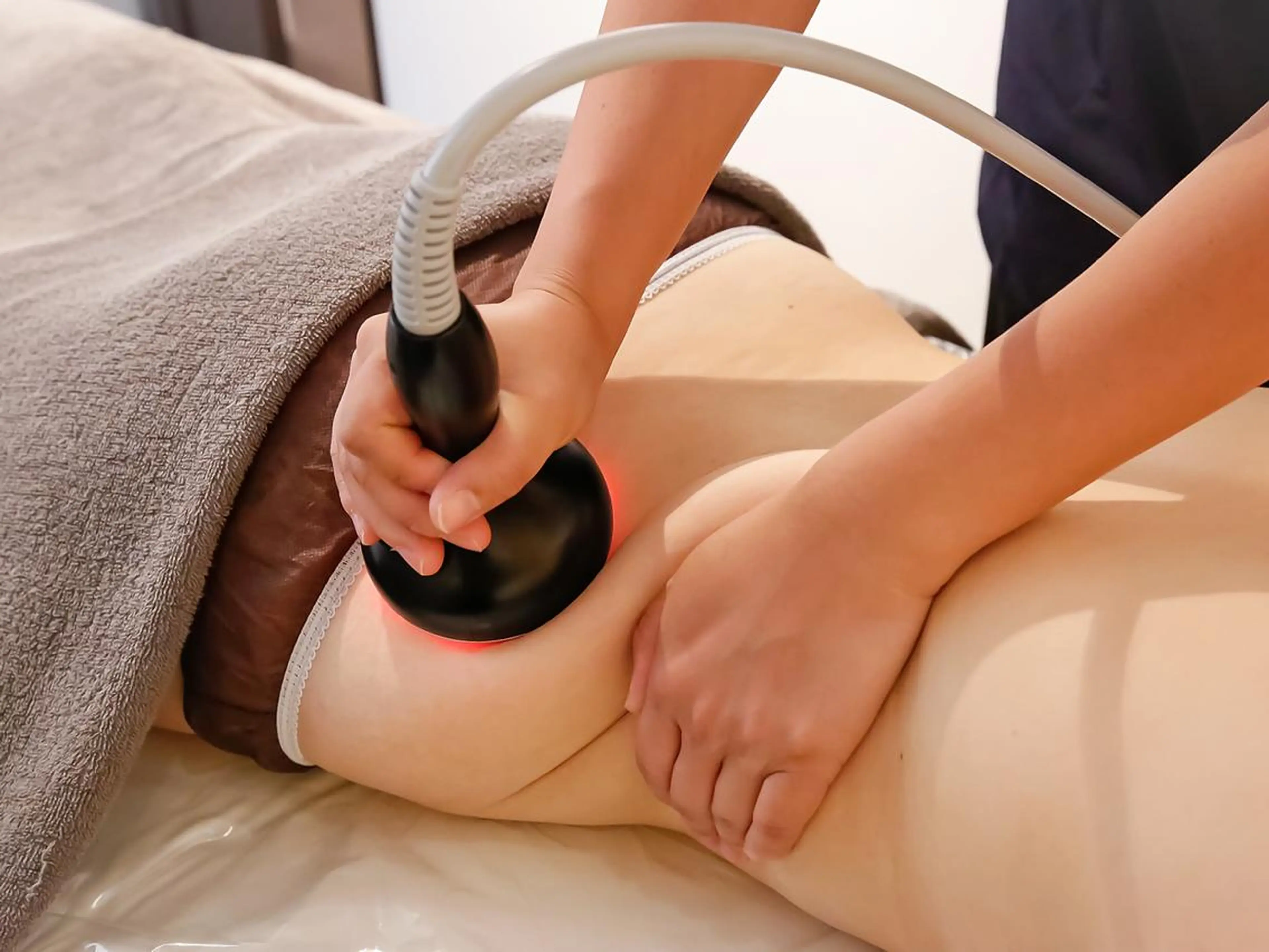 ★最強★凸凹脂肪撃退最強マシン&ラジオ波[リンパマッサージ&EMS付き]¥16500の写真