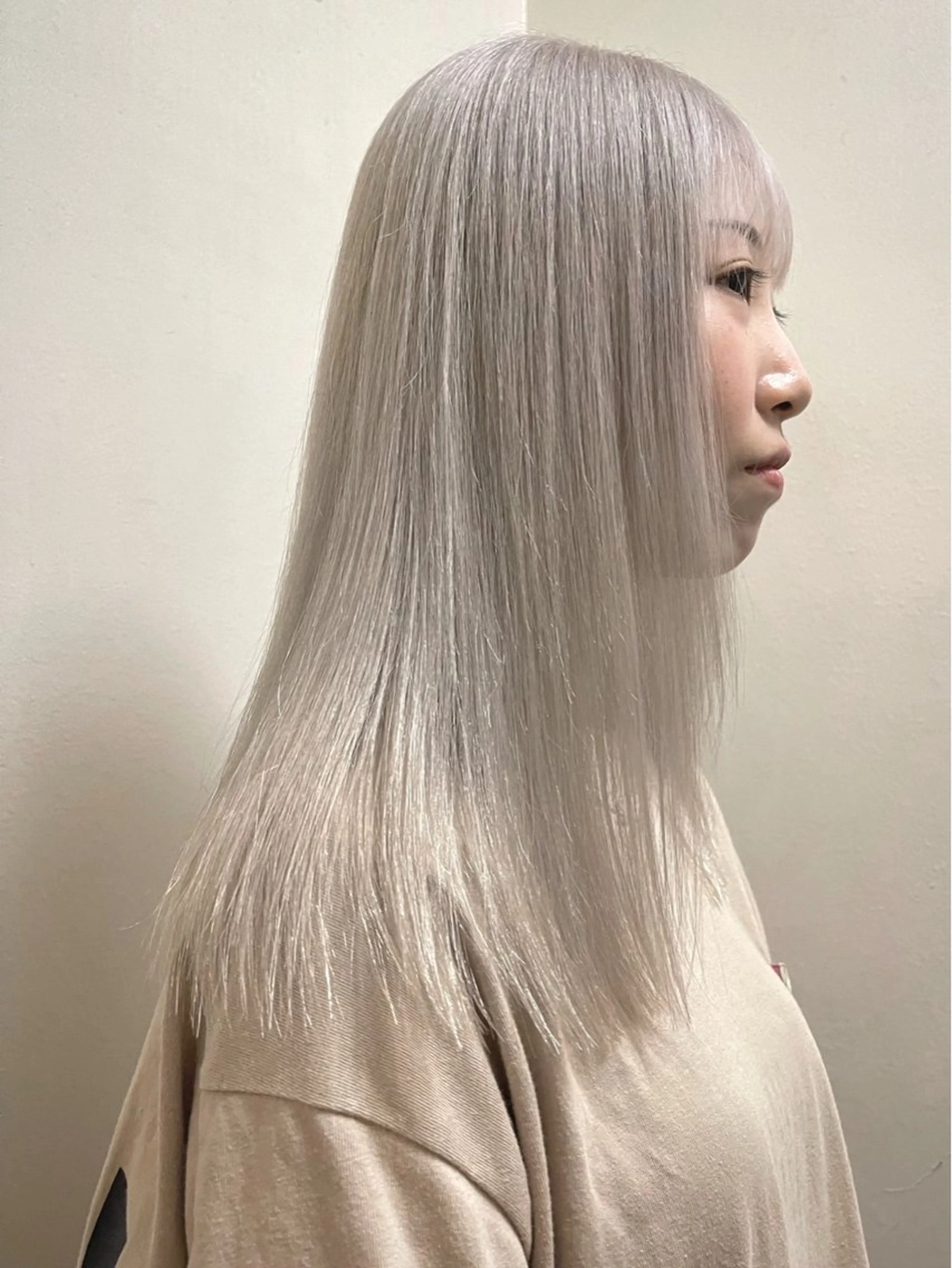 ロング カラー ブリーチ カット ヘアカラー トリートメント ヘアセット 安部佑哉/ハイトーン /レイヤー/グランジのヘアスタイル