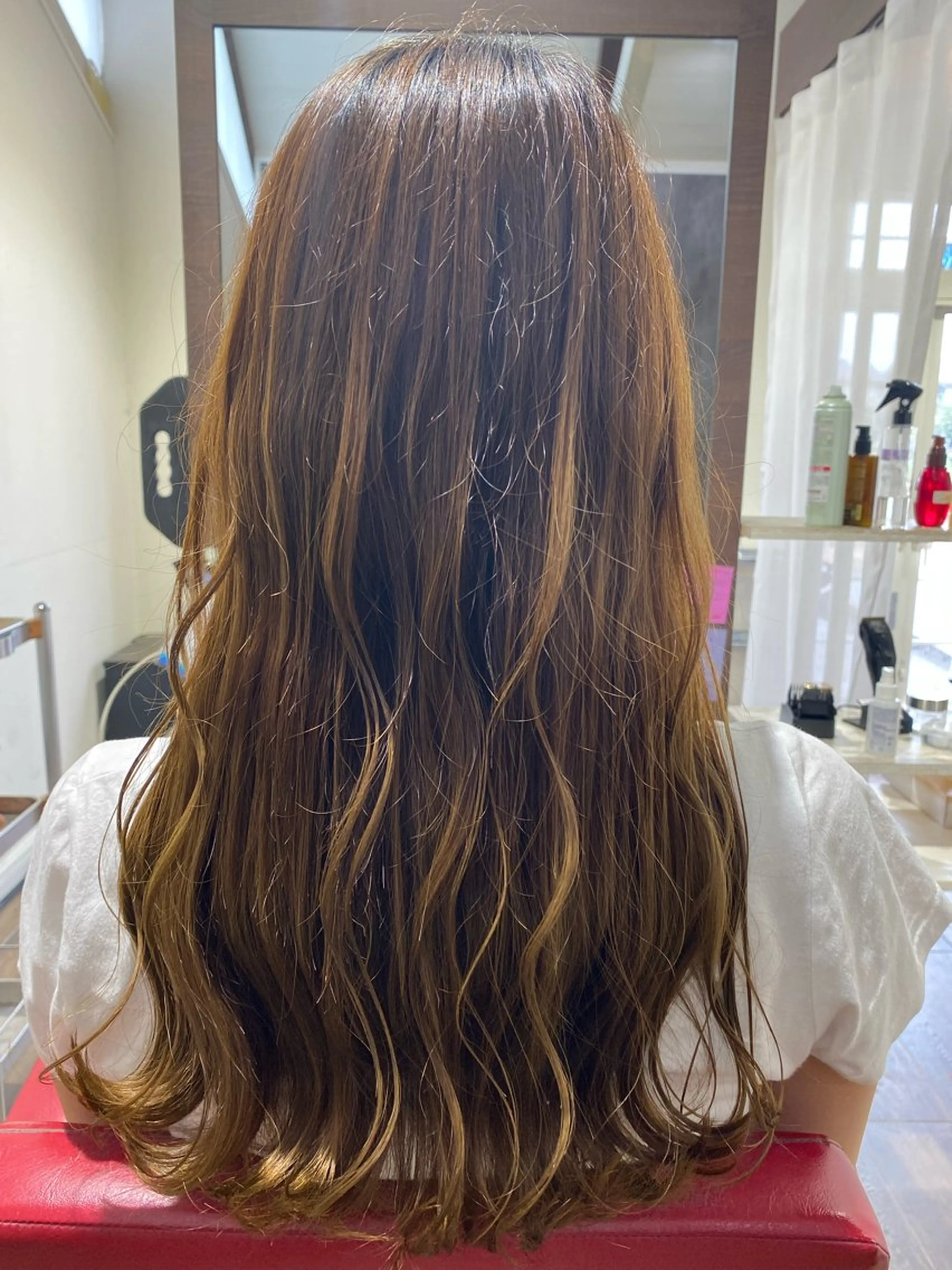 神塚 詩央里のヘアスタイル