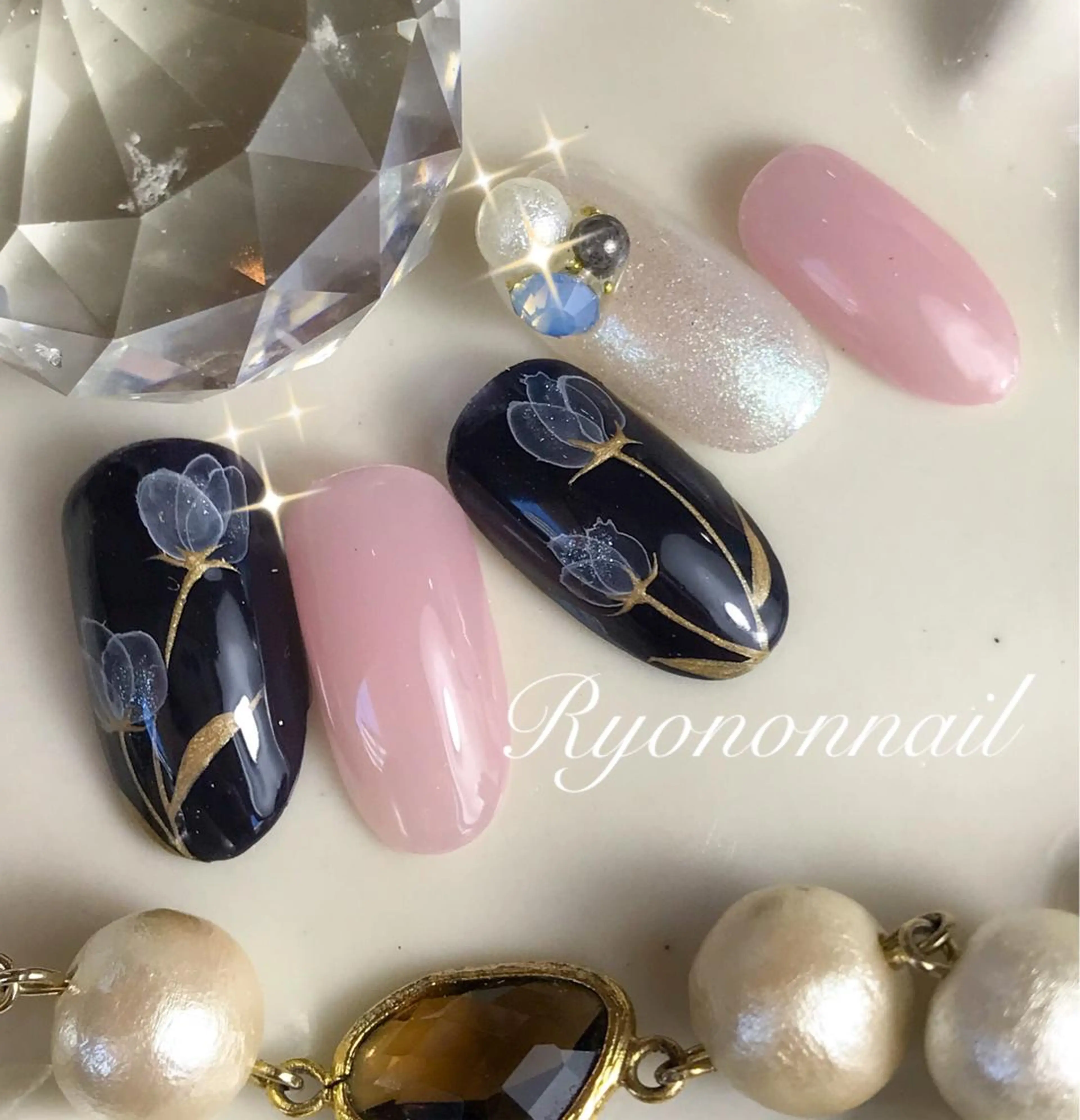 ネイル Ryononnail(リョノンネイル)所属・Ryononnail 上谷典子のネイルデザイン