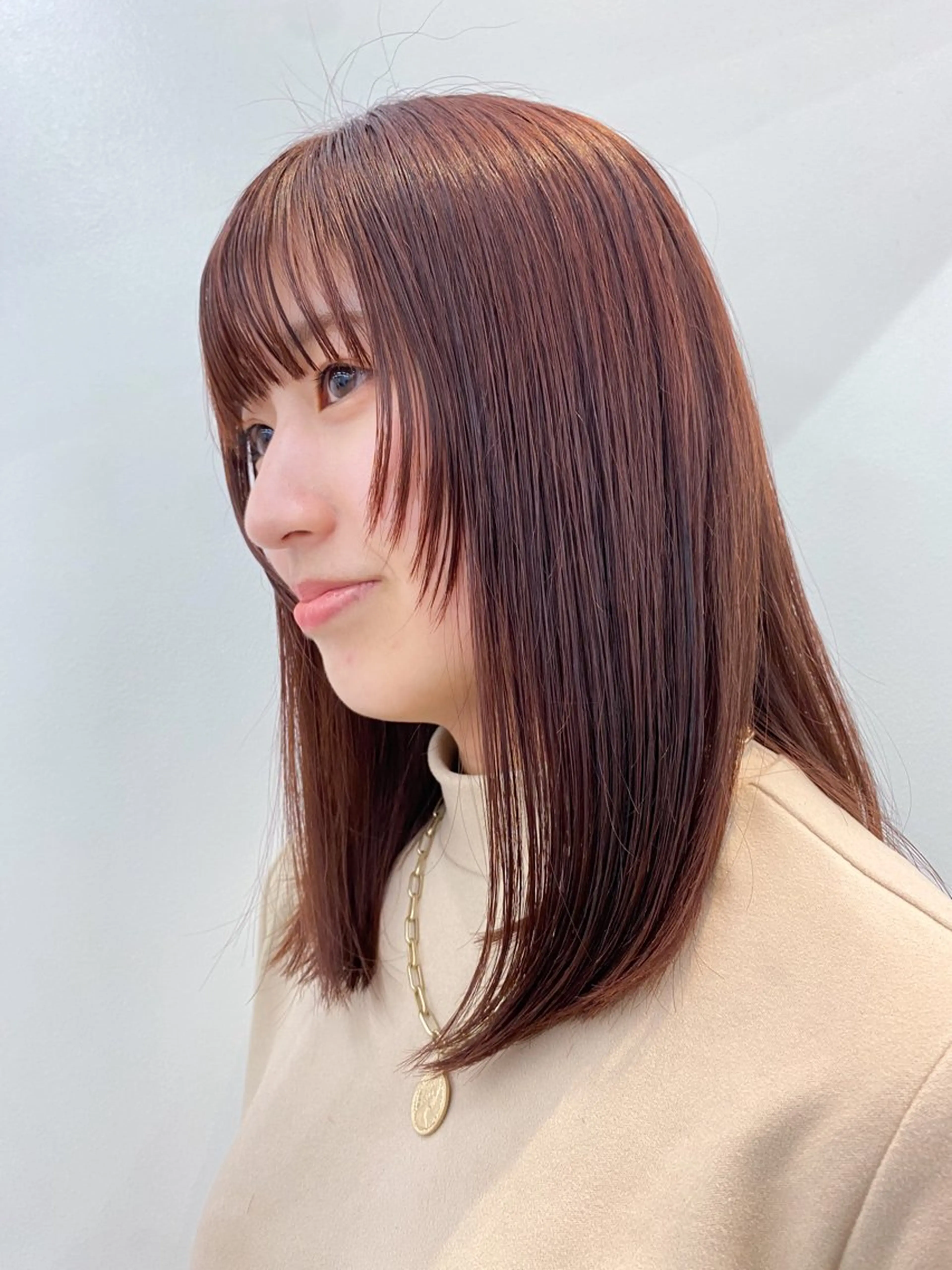 ミディアム 顔まわりレイヤー レイヤーカット カット ヘアカラー トリートメント shiori/暖色/ レイヤー/似合わせのヘアスタイル